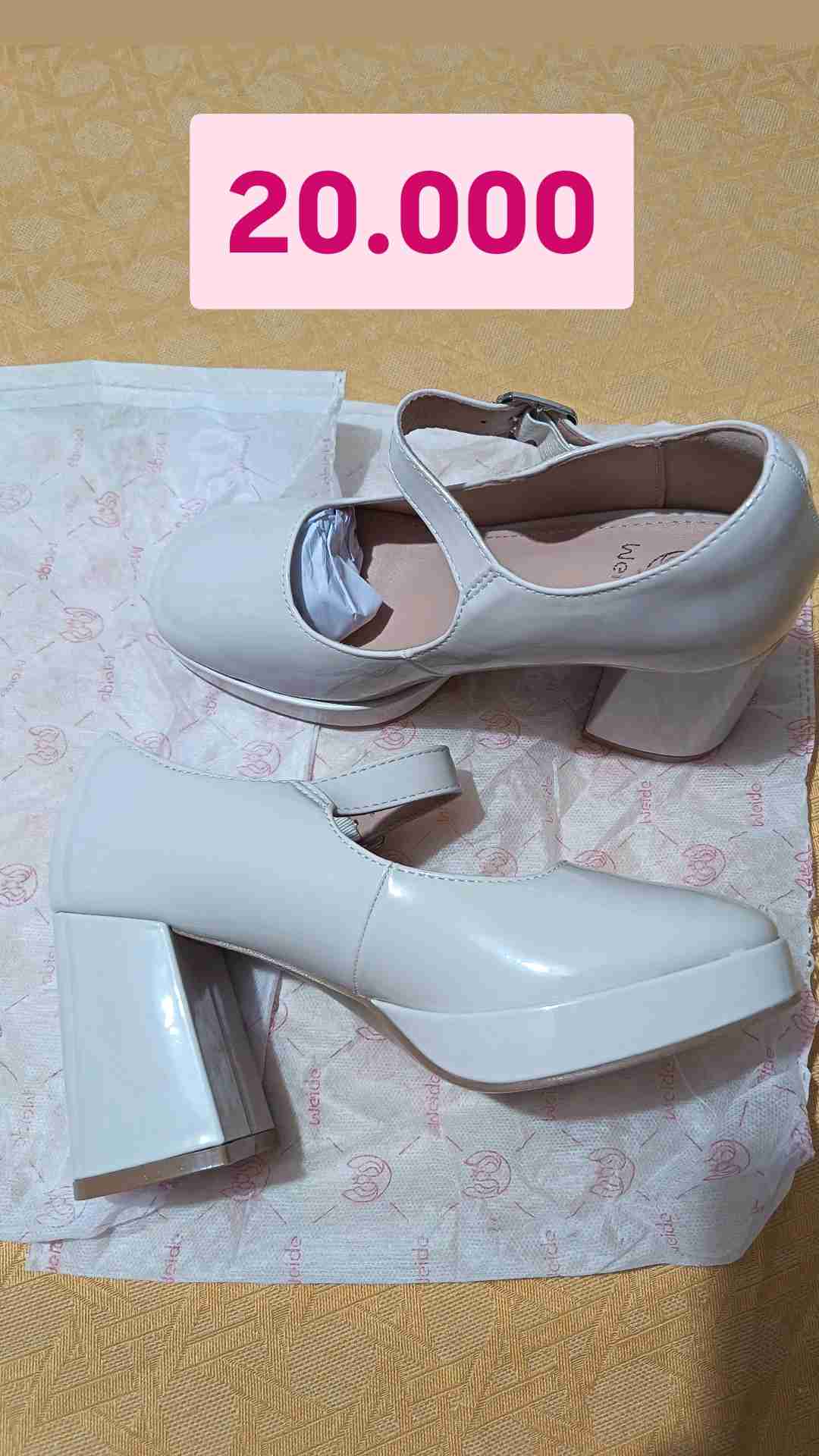 Sandalias y zapatos de mujer - miniatura 4