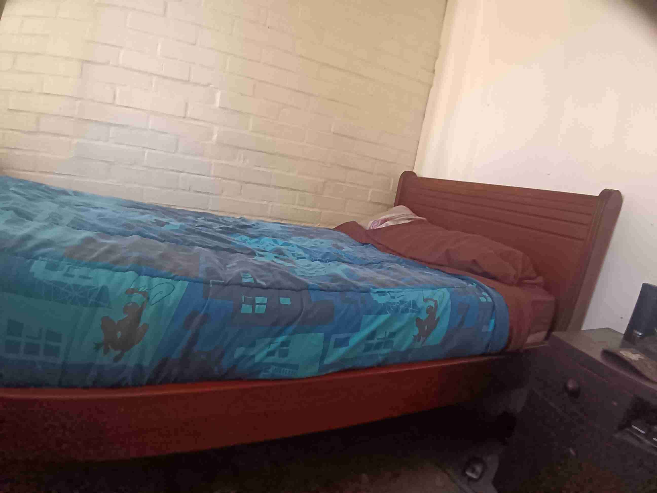 Cama + colchón - miniatura 2