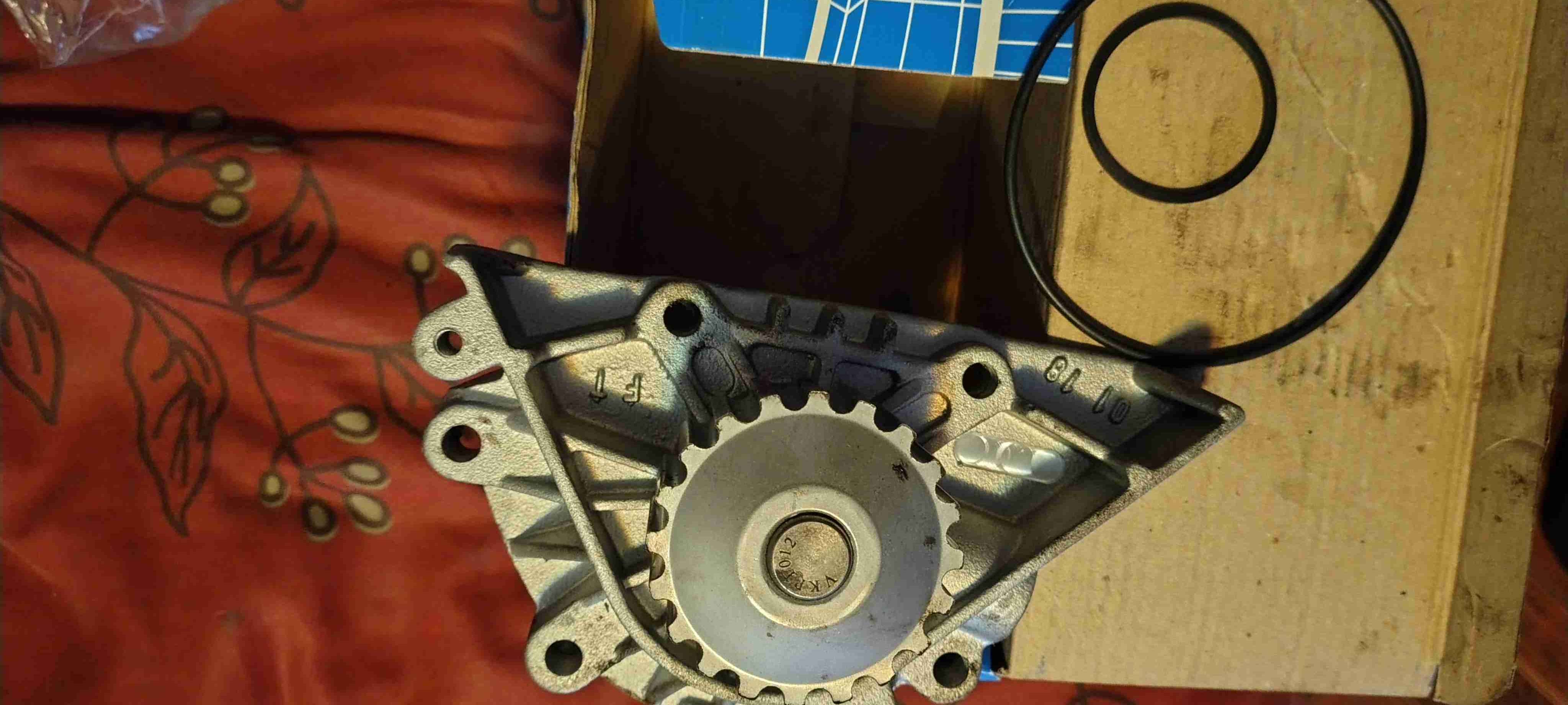 Bomba de agua Peugeot SKF - miniatura 3