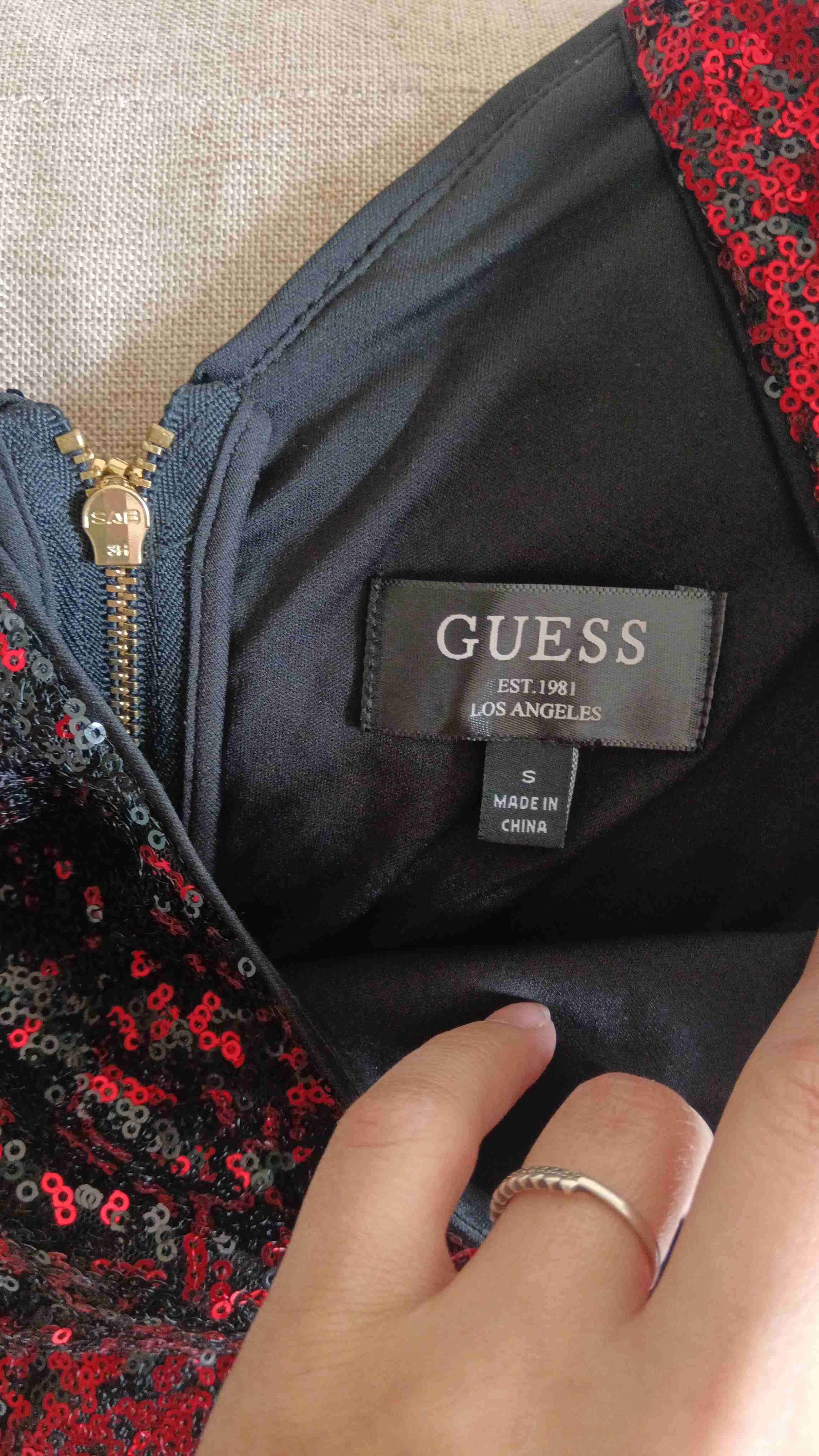 Vestido guess lentejuelas bicolor - miniatura 2