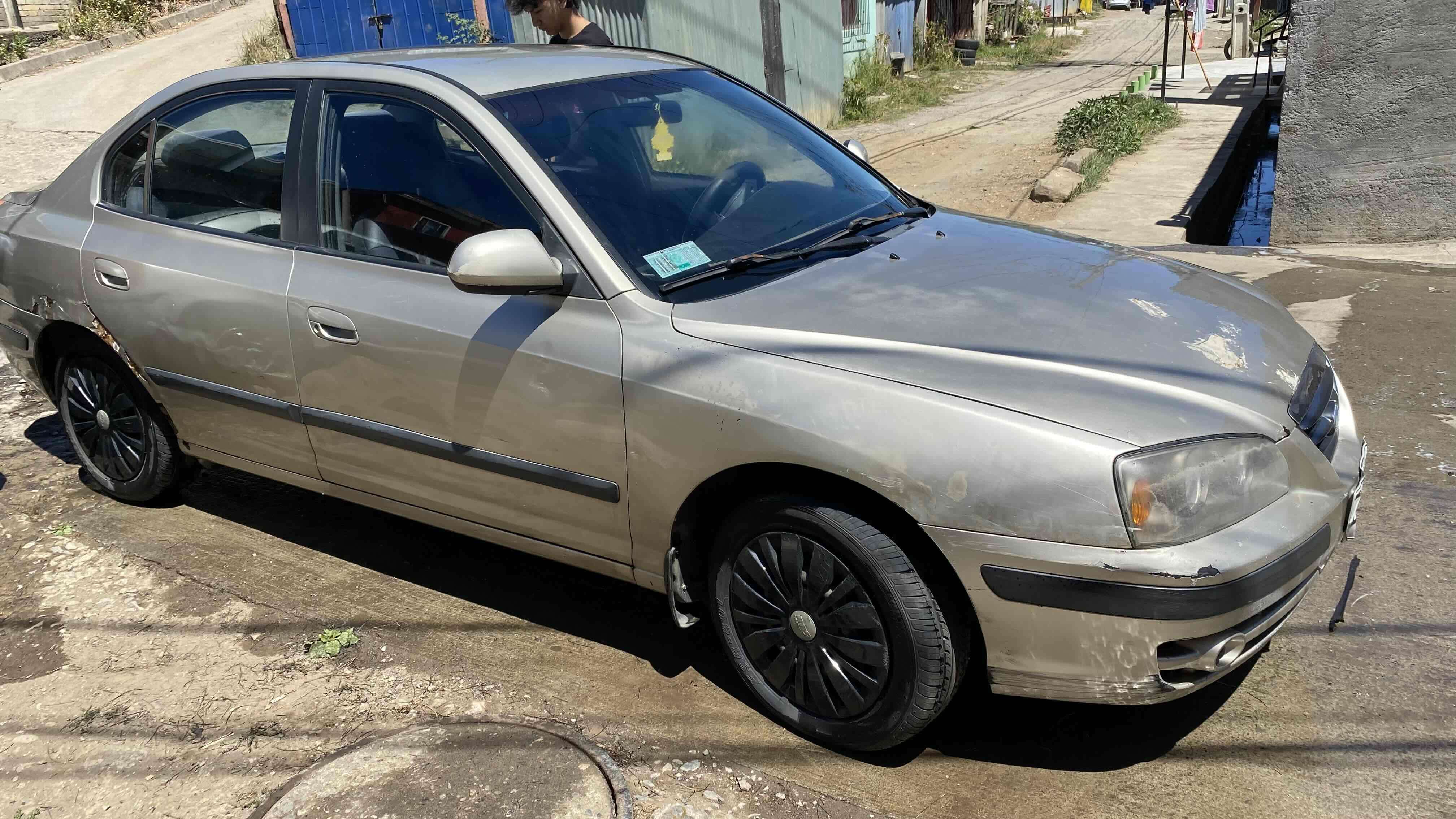 Hyundai Elantra 2006 para reparación - miniatura 3