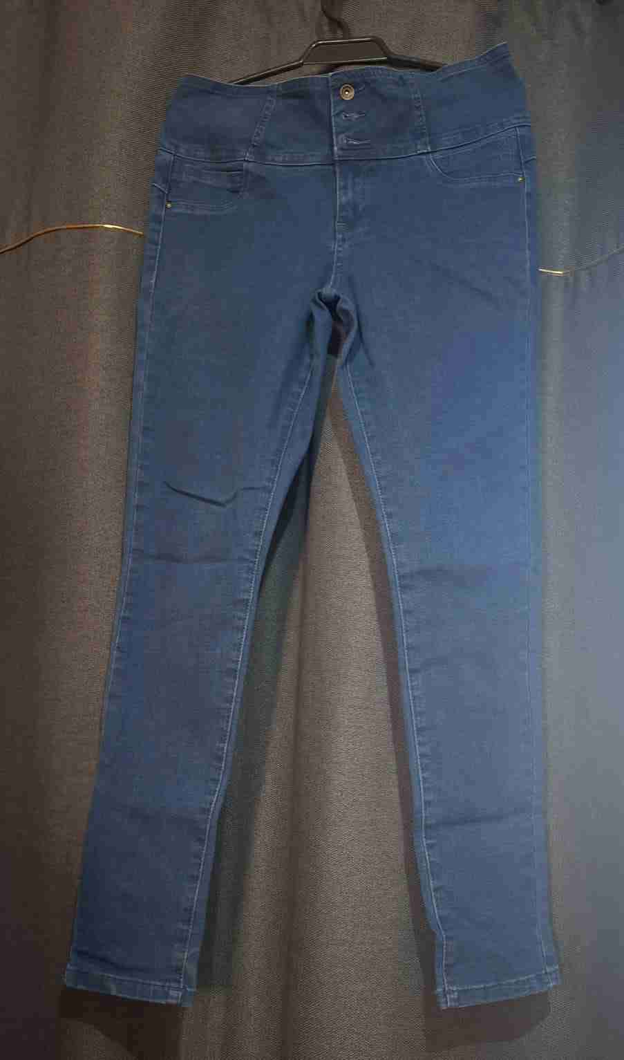 Jeans azul mujer elasticado