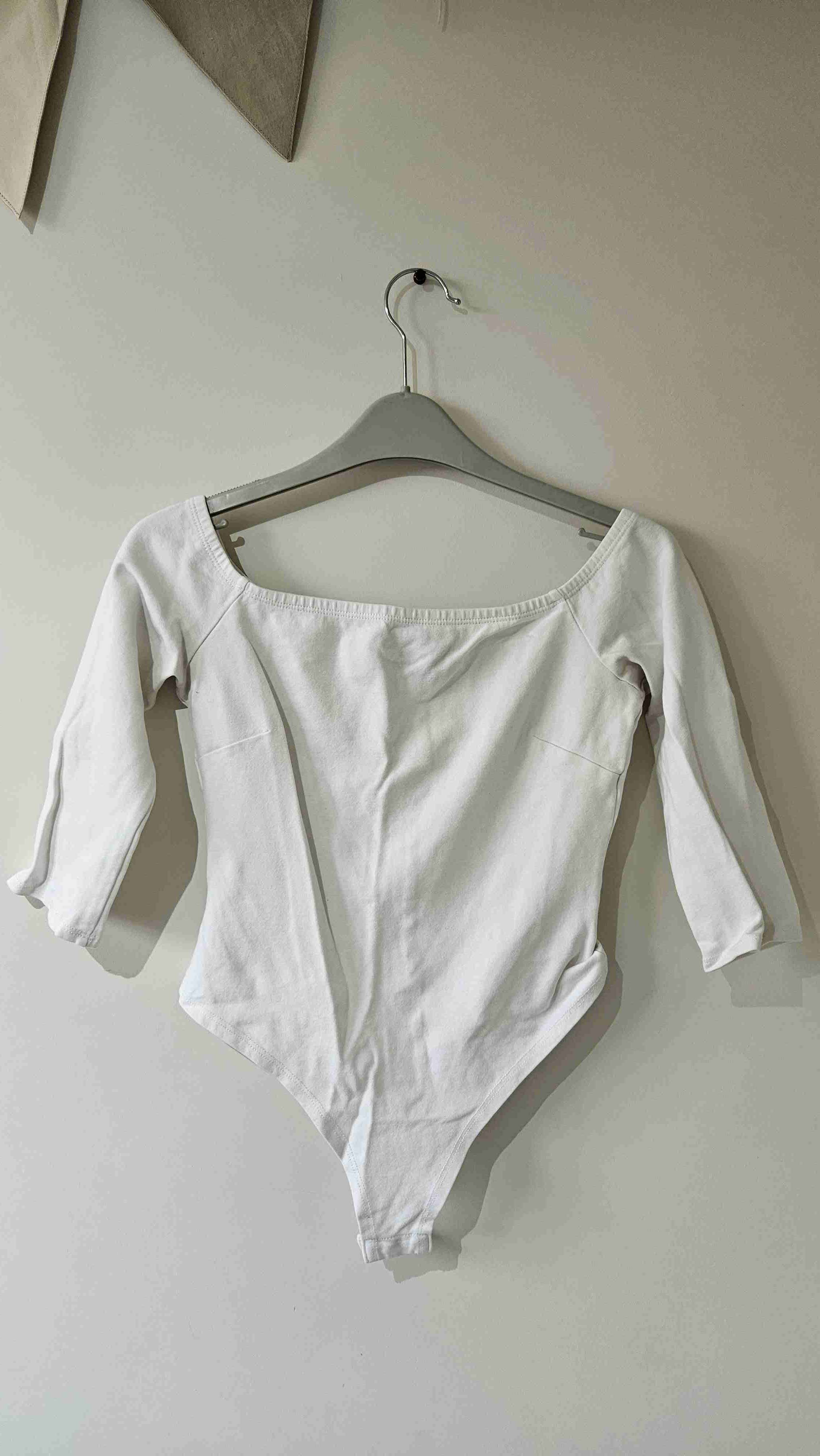 Body blanco de manga 3/4