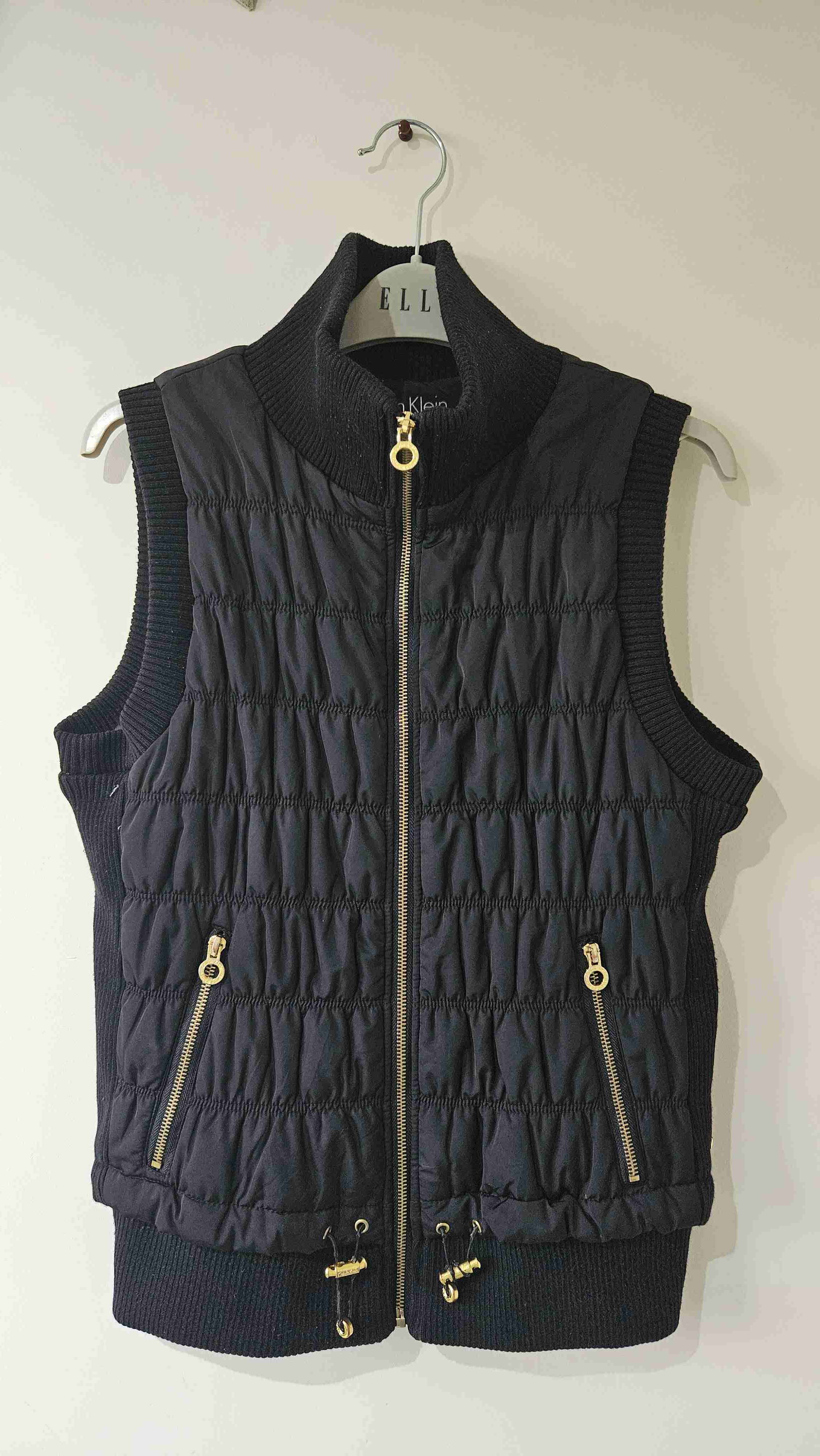 Chaleco negro sin mangas Calvin Klein