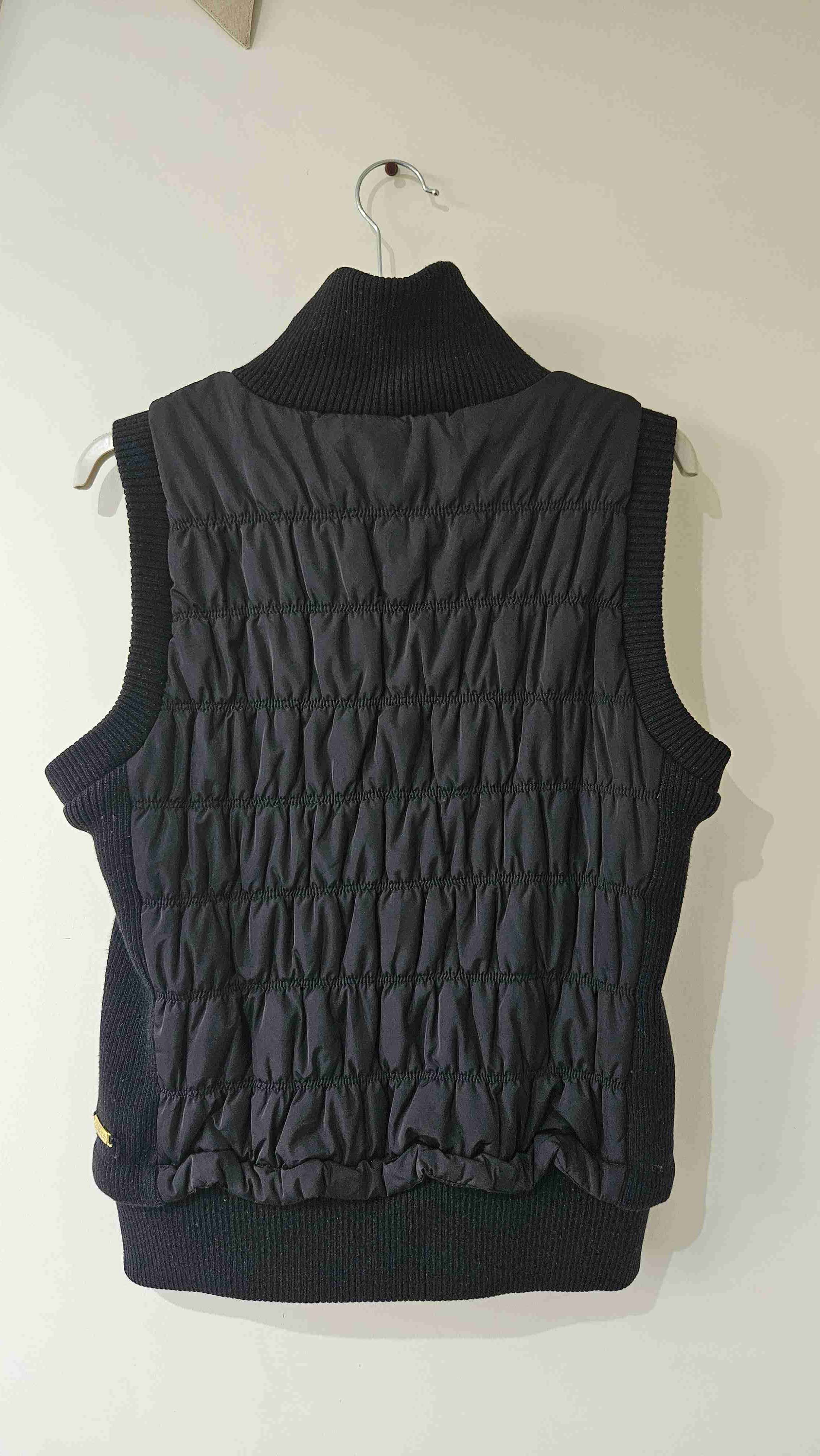 Chaleco negro sin mangas Calvin Klein - miniatura 3