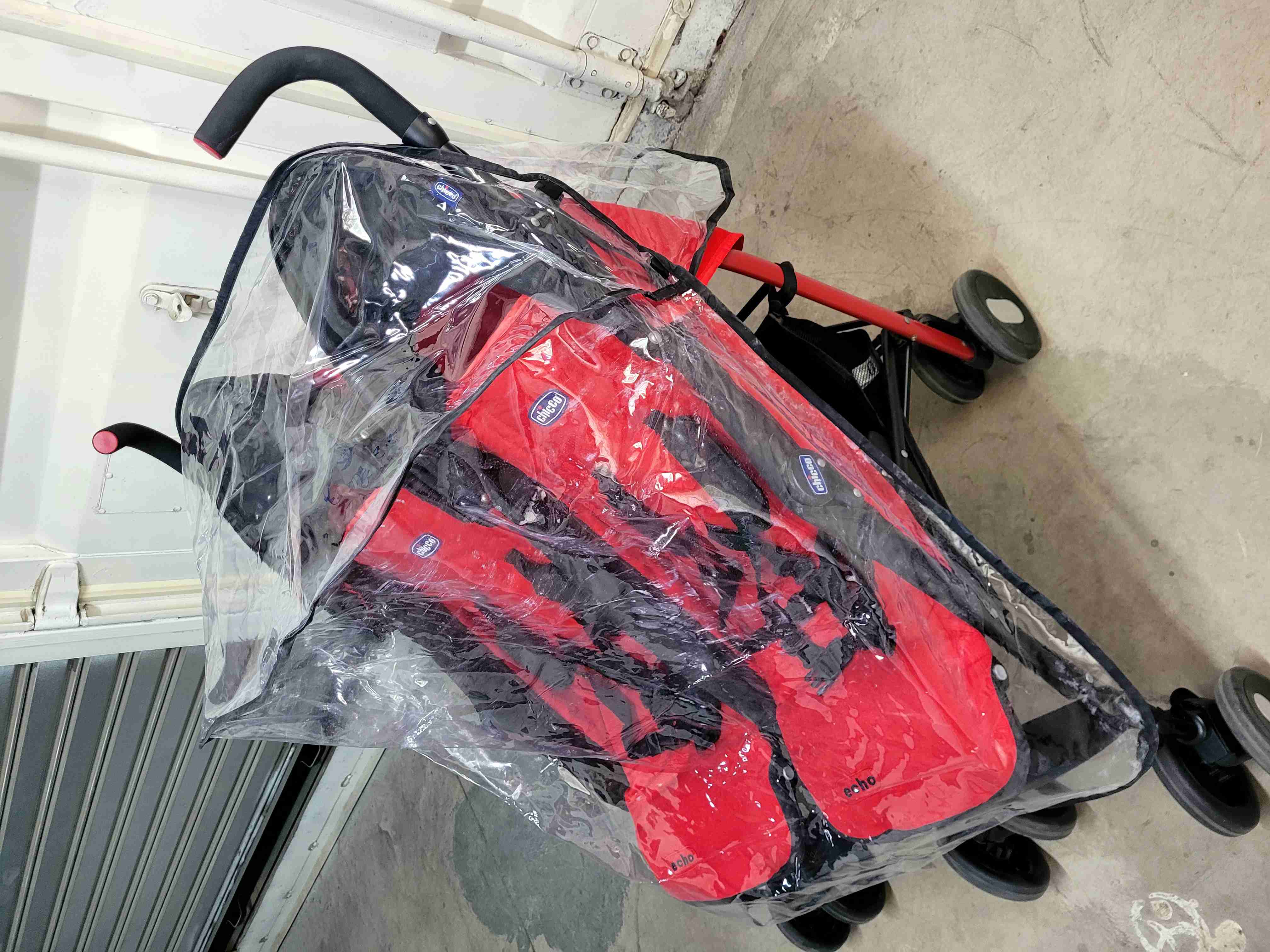 Coche doble rojo y negro Chicco - miniatura 4