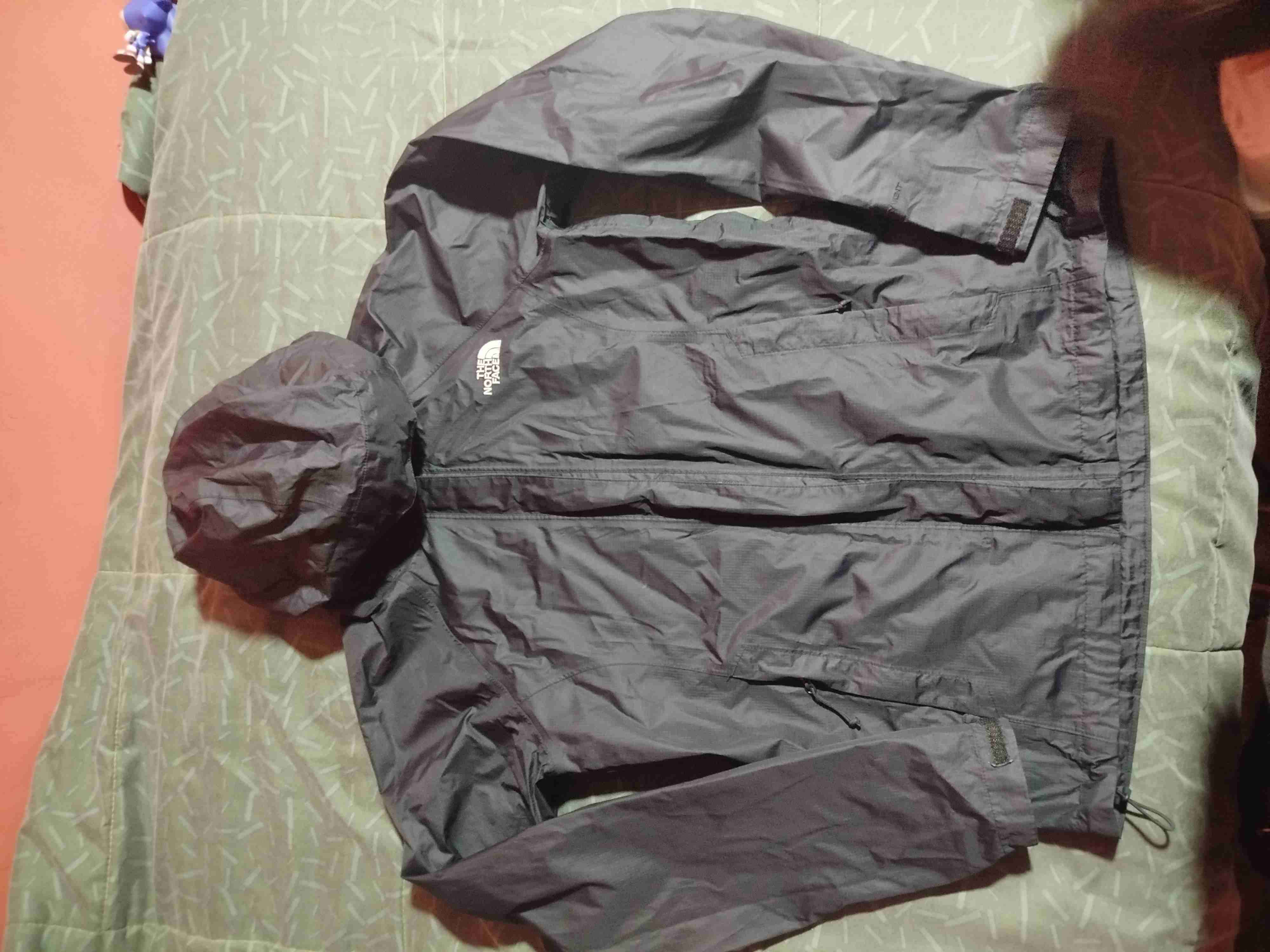 Chaqueta  THE NORTH FACE negra impermeable mujer - miniatura 2