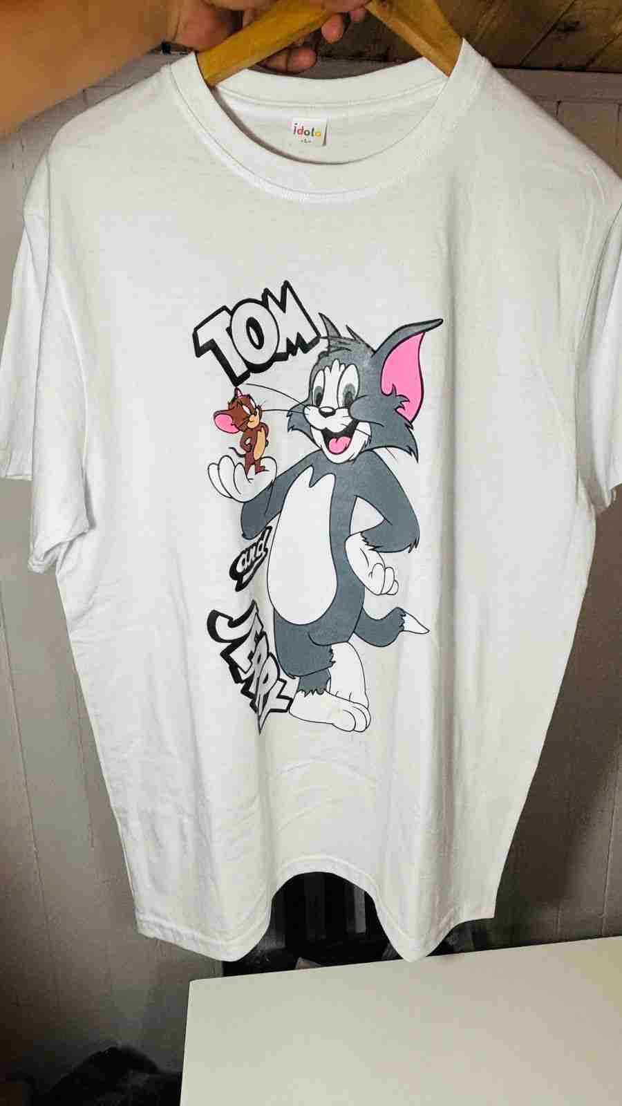Polera blanca Tom y Jerry