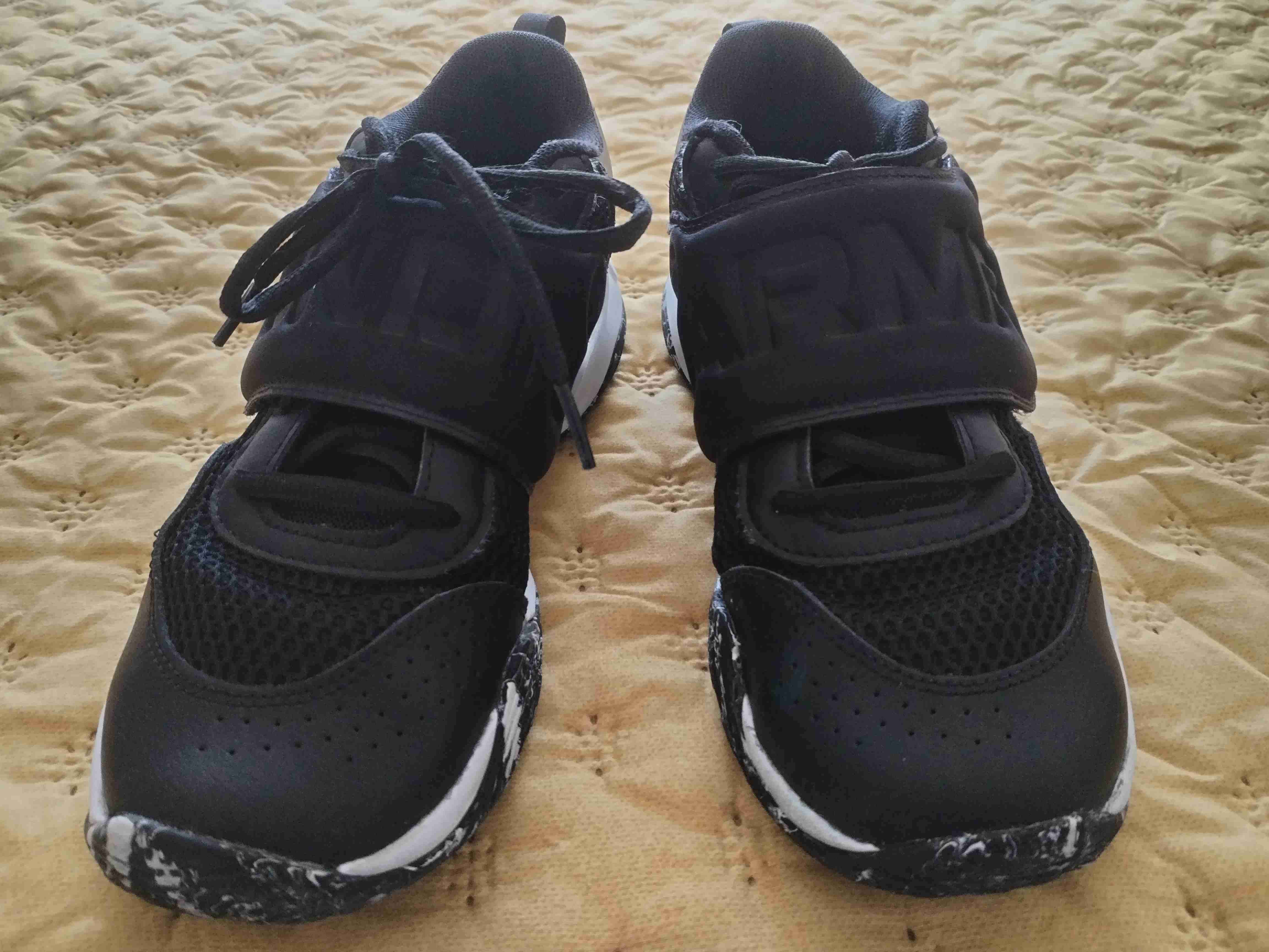 Zapatillas Under Armour negras - miniatura 2