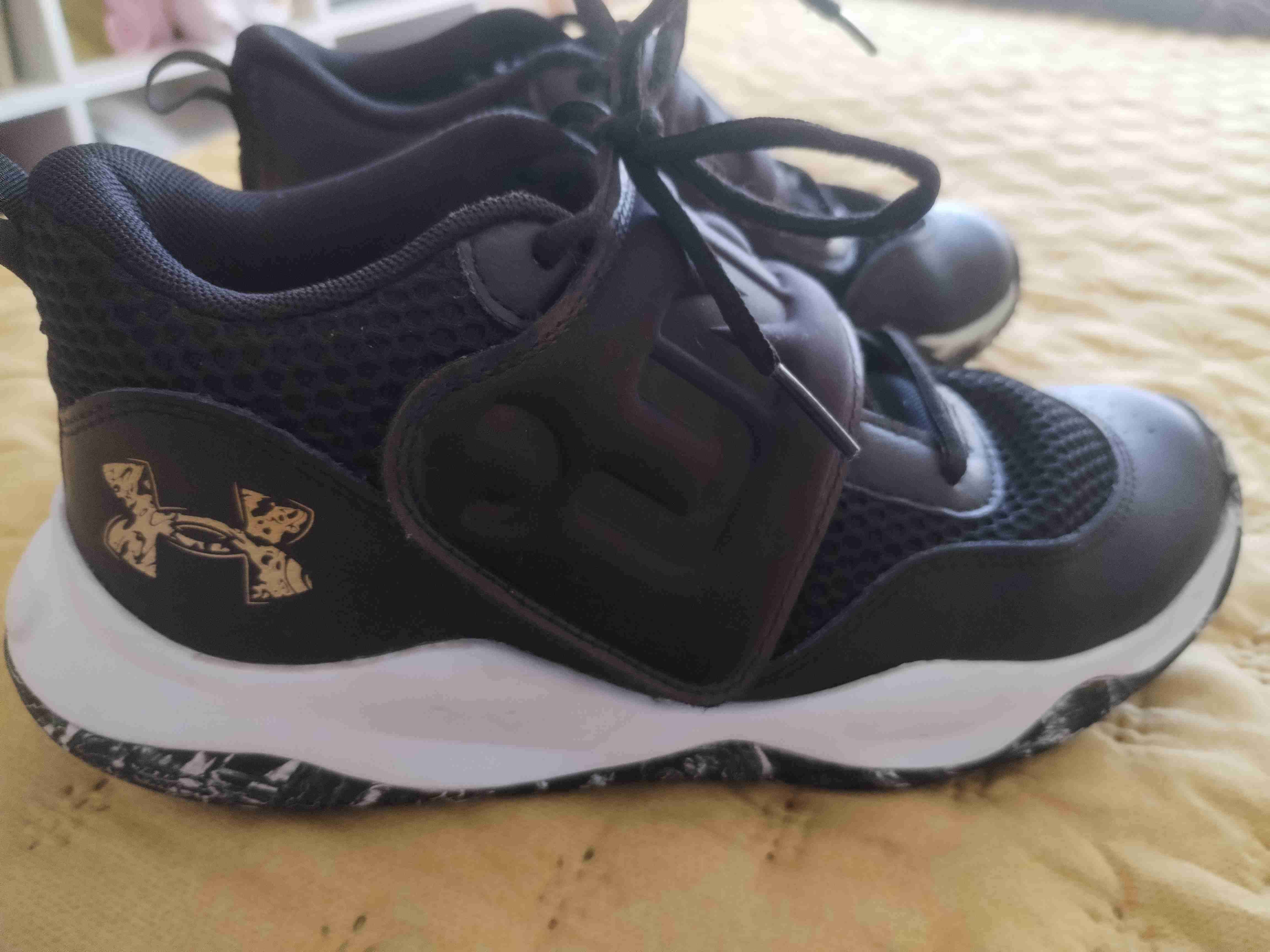 Zapatillas Under Armour negras - miniatura 3