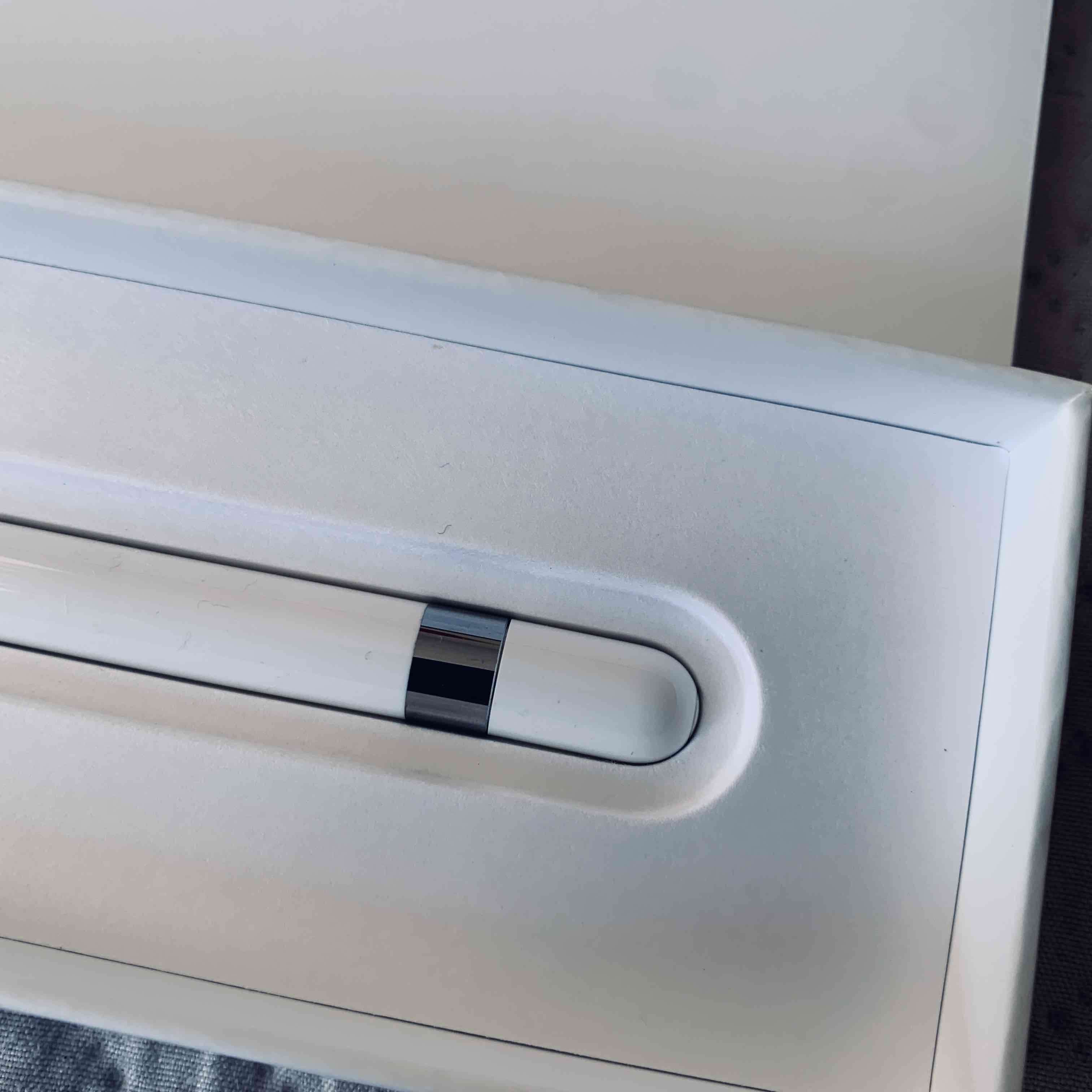 Apple Pencil en caja original - miniatura 3