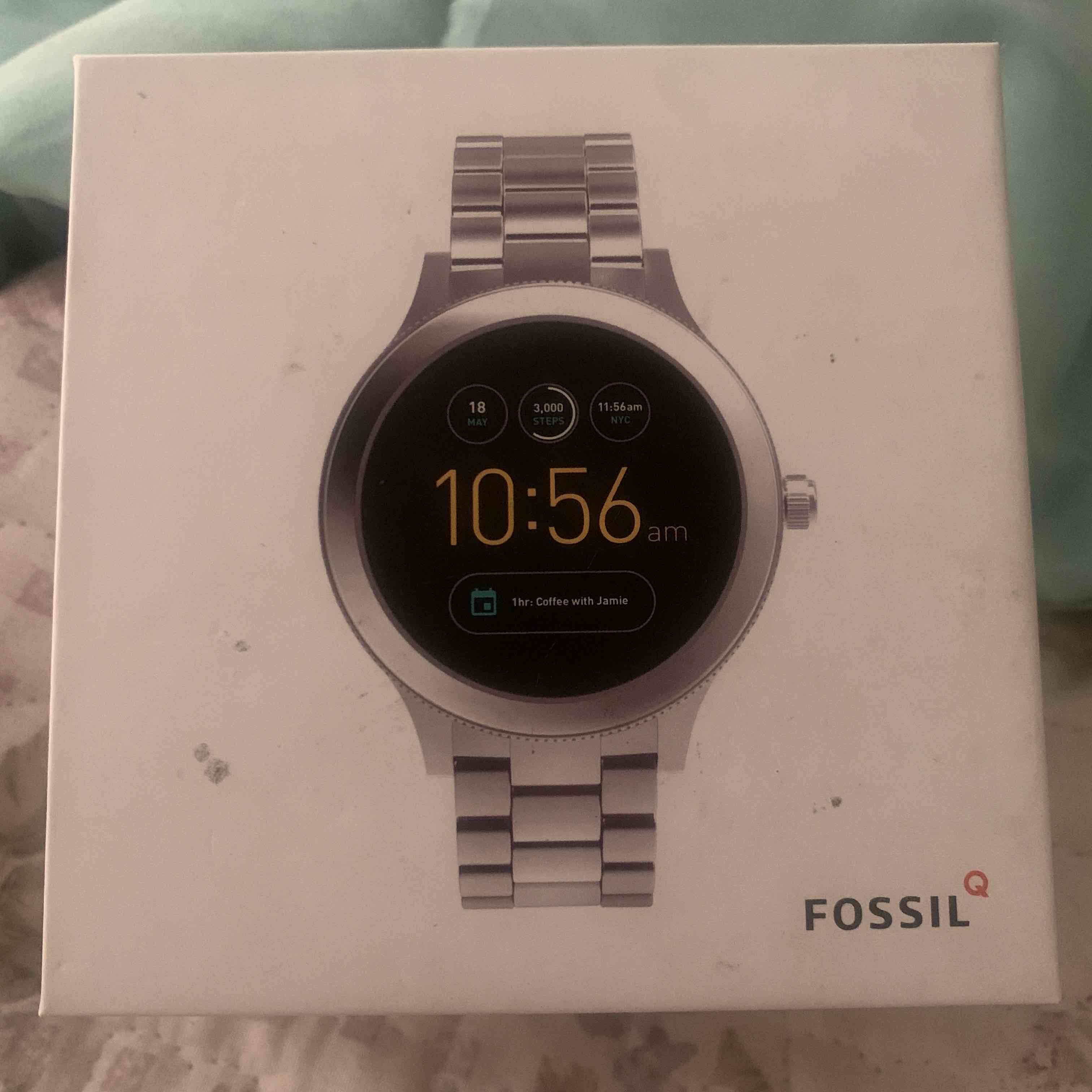 Smartwatch Fossil Q plateado