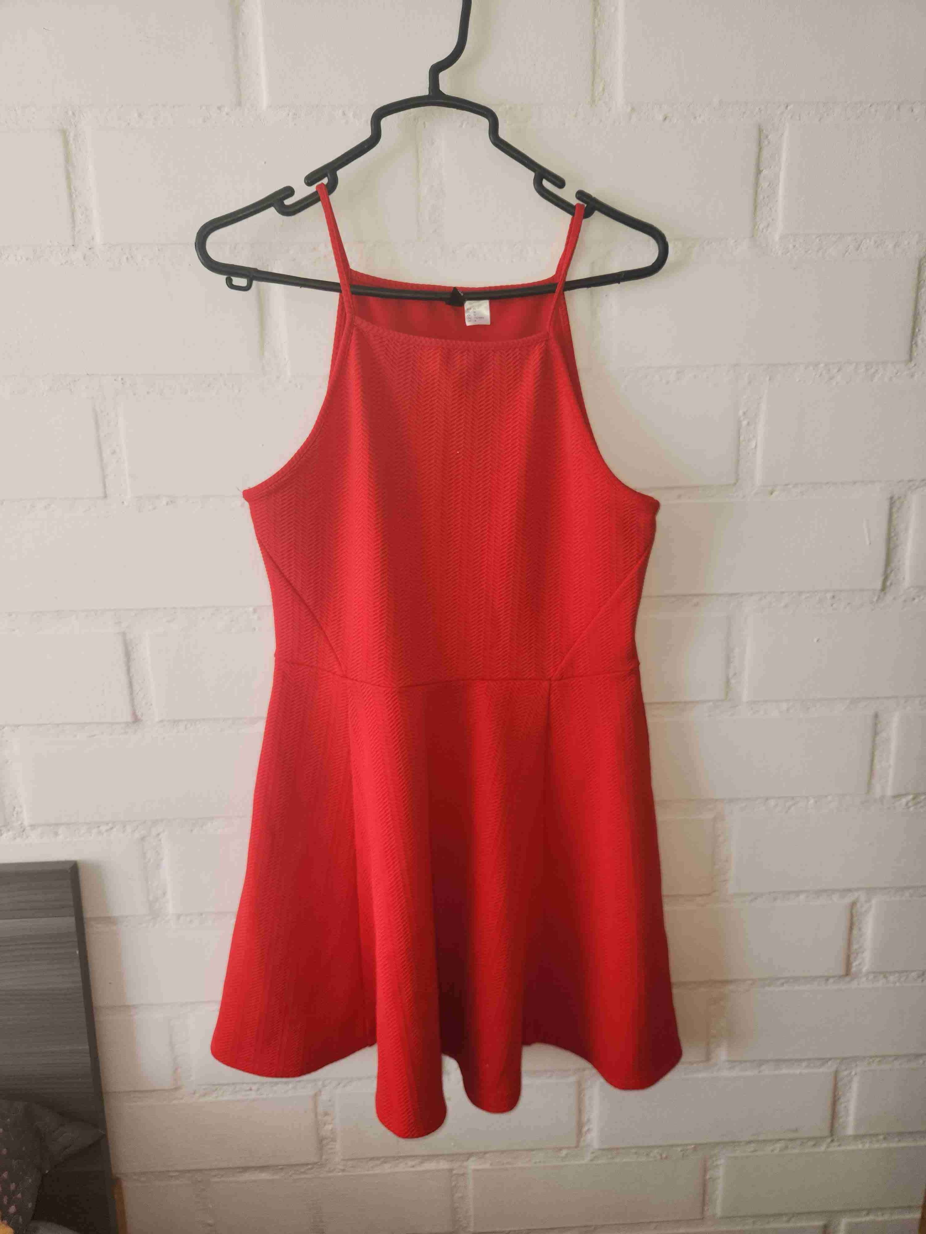Vestido rojo sin mangas