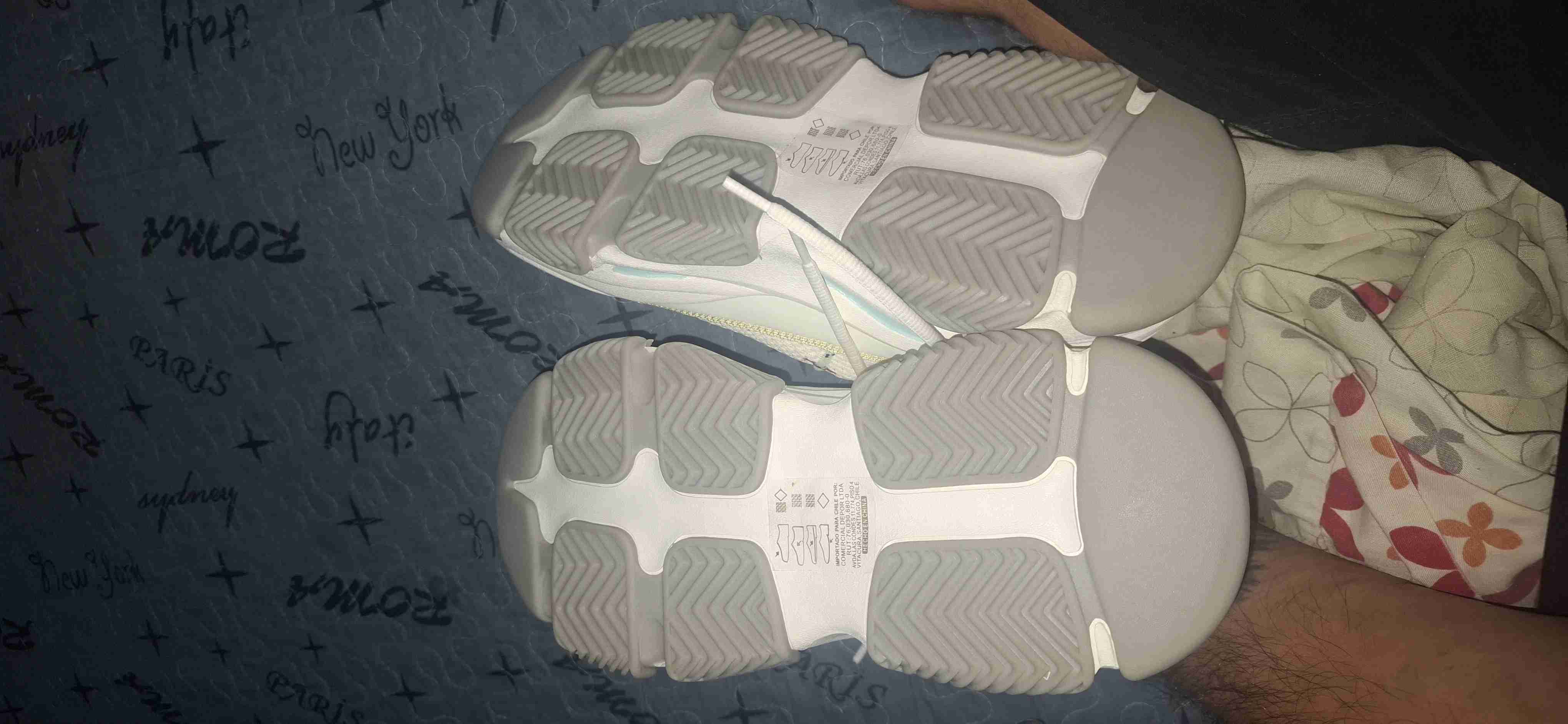 Zapatillas blancas Steve Madden - miniatura 2