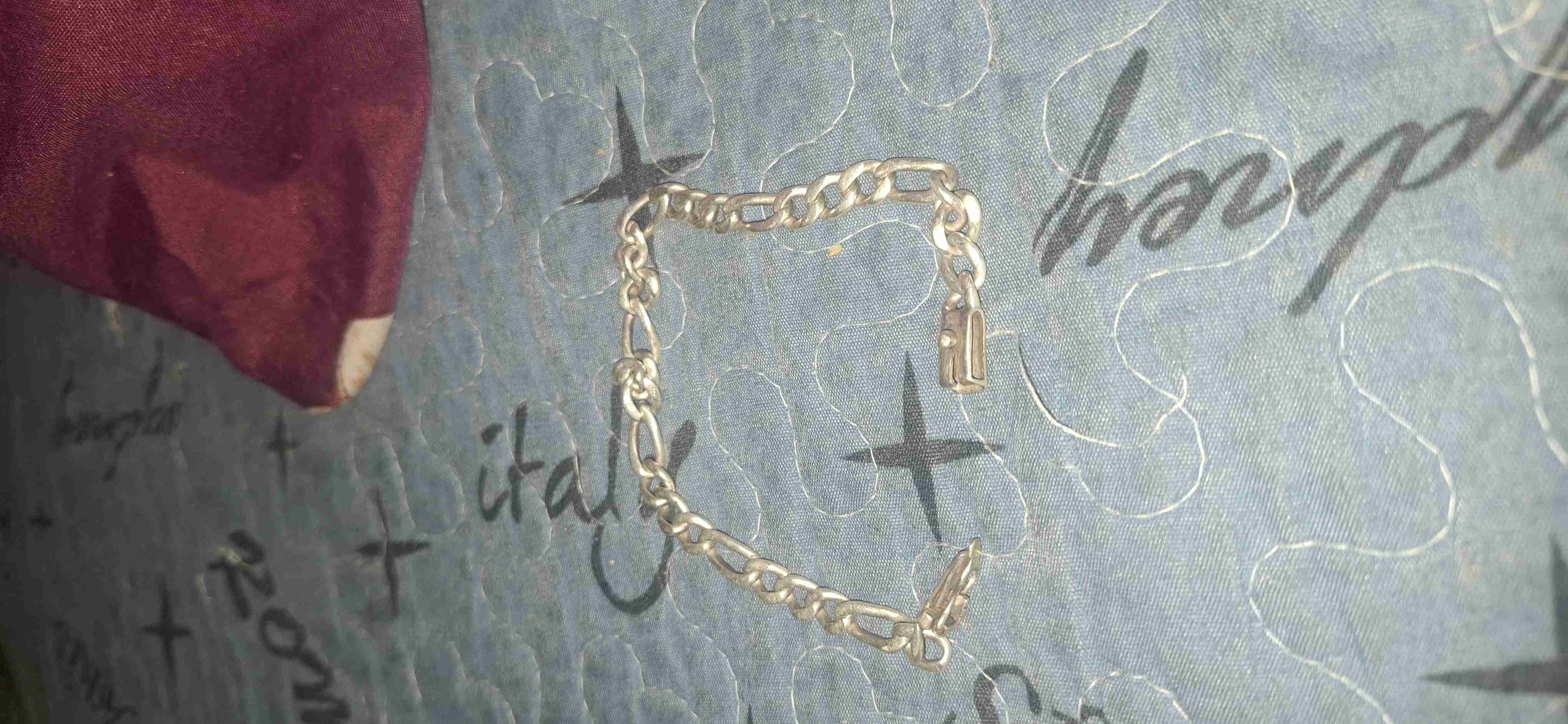 Pulsera de plata en bolsa roja - miniatura 3