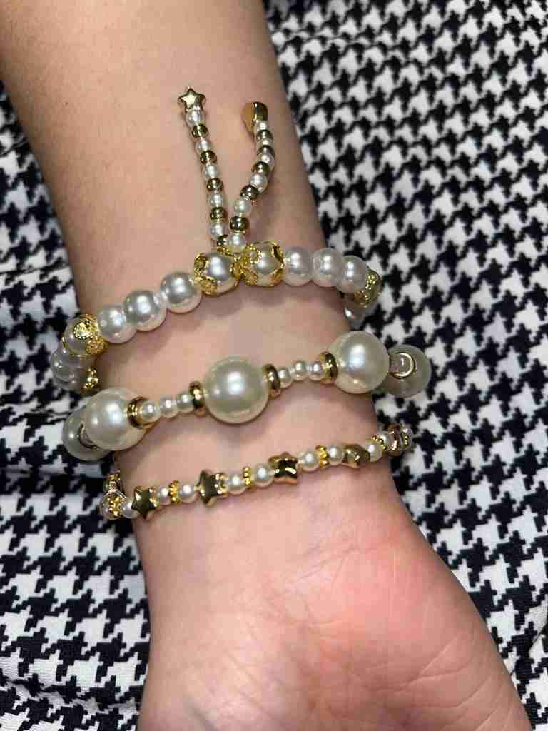 Pulseras coloridas de cuentas - miniatura 3