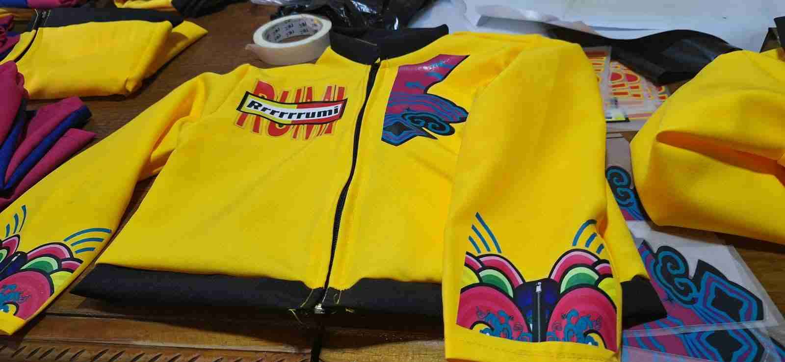 Traje completo rumi Guerreras k-pop - miniatura 5