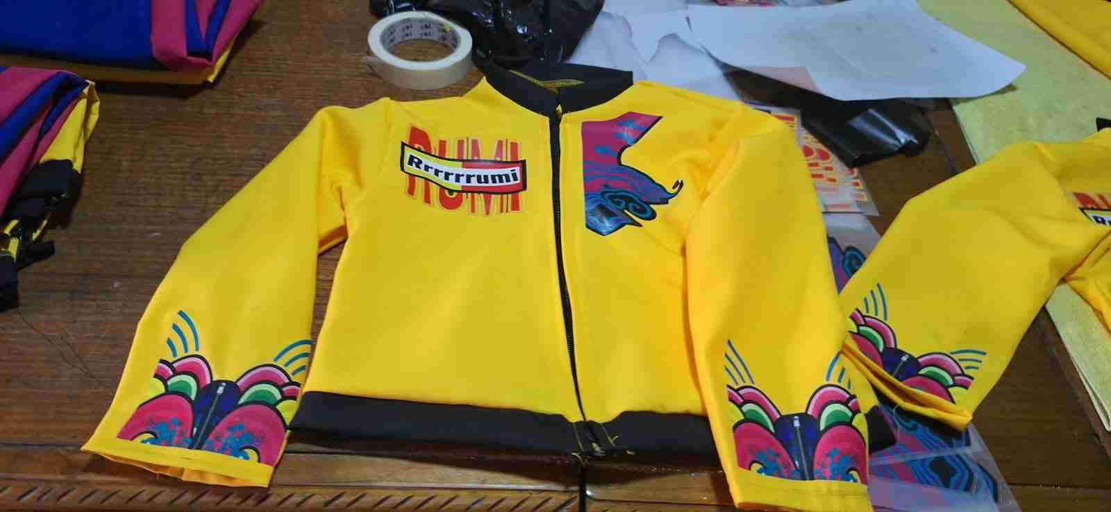 Traje completo rumi Guerreras k-pop - miniatura 6