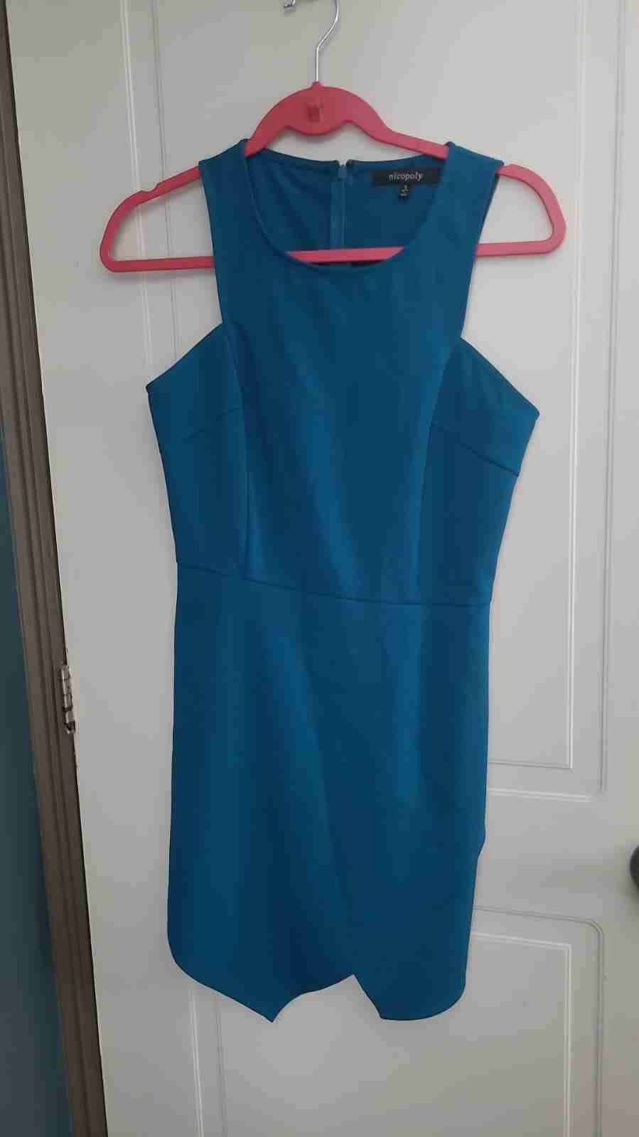Vestido sin mangas azul