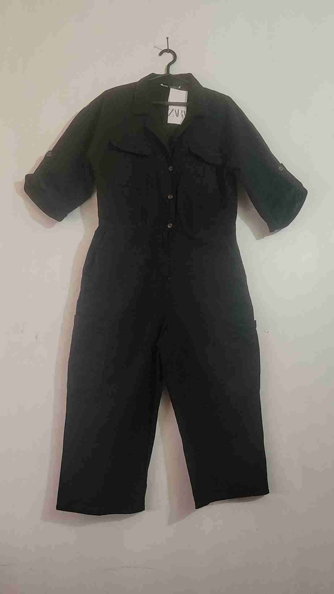 Enterito negro con botones