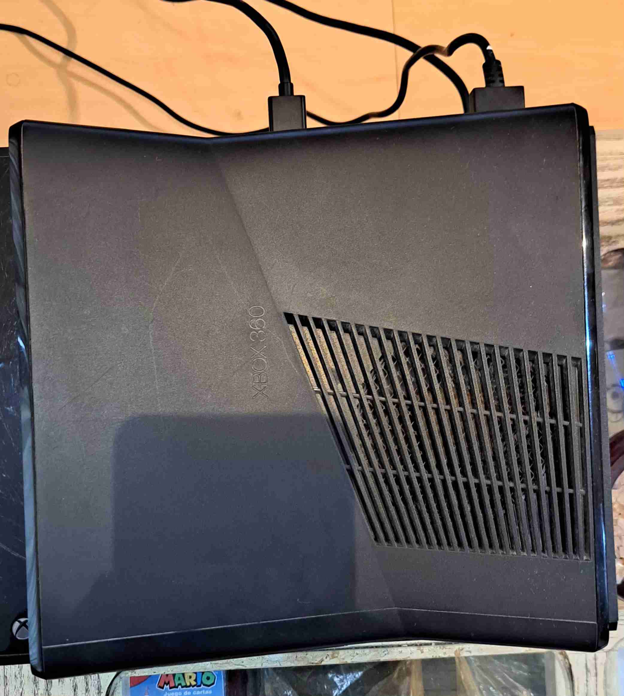 Consola Xbox 360 con Kinect y juegos - miniatura 4