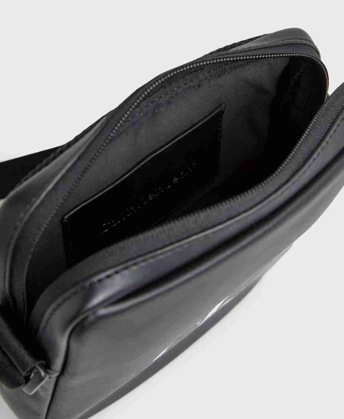 Bandolera Calvin Klein negra - miniatura 3