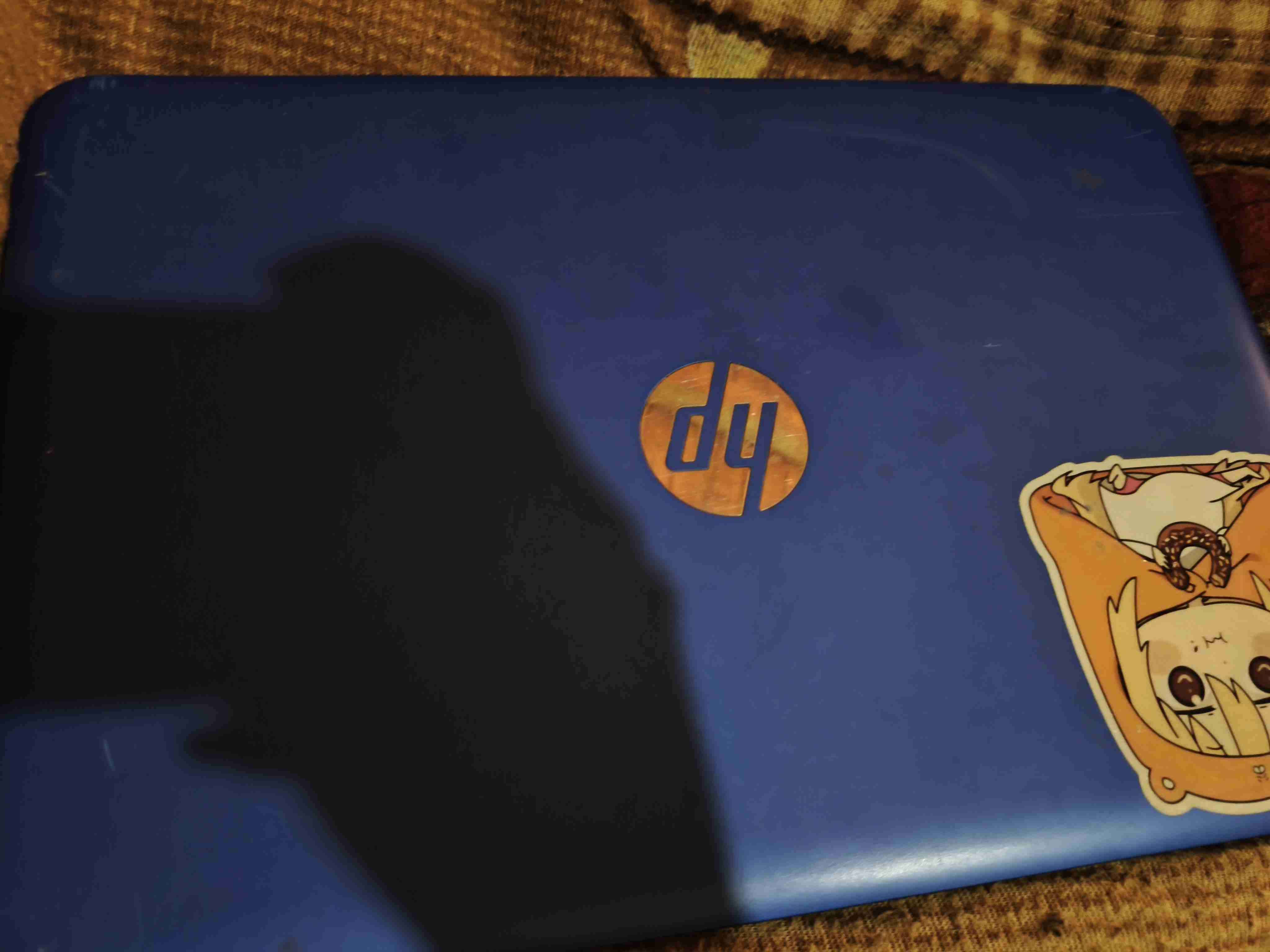 Laptop HP azul usada - miniatura 2