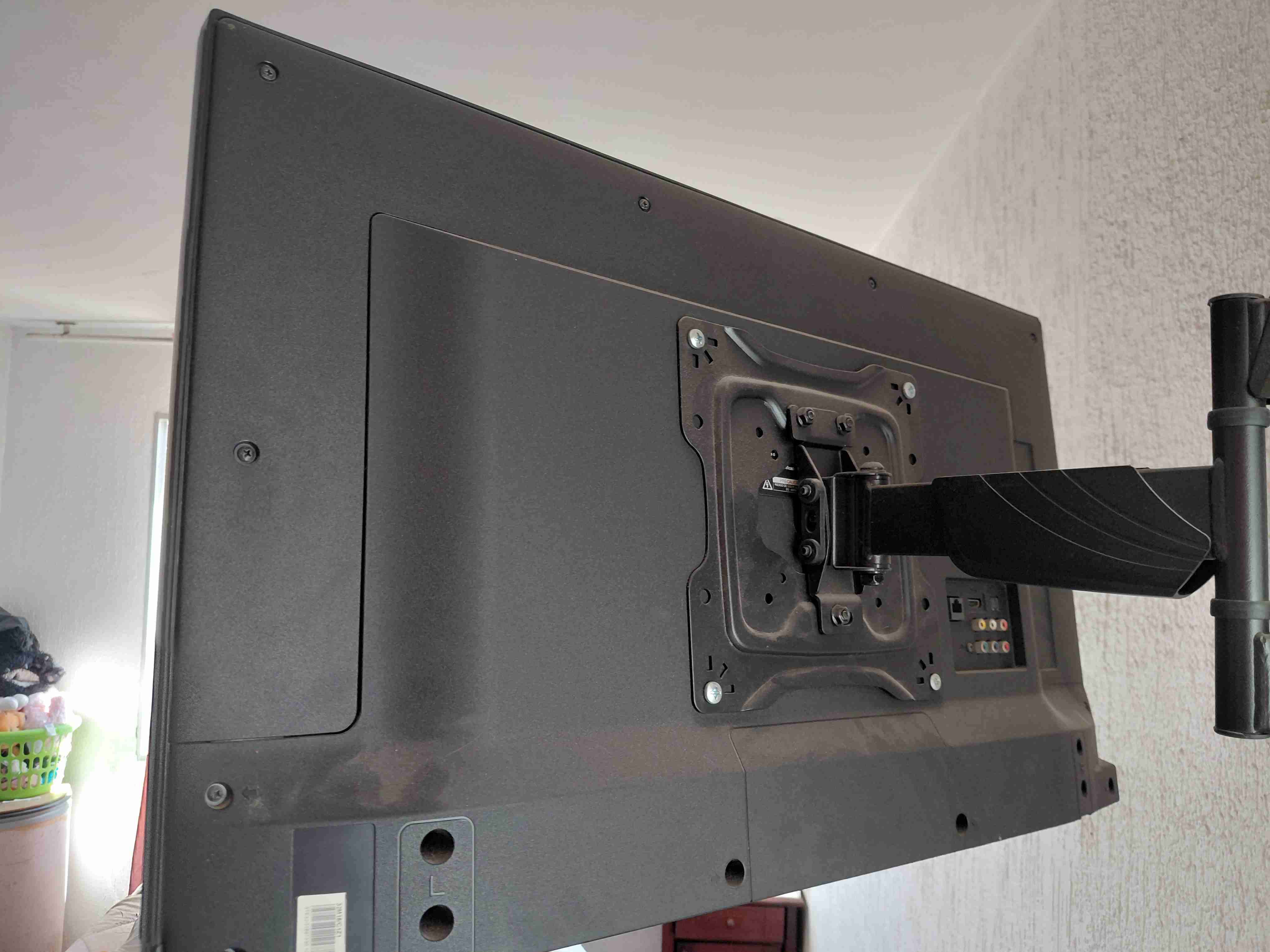 Televisor Hisense pantalla plana - miniatura 2