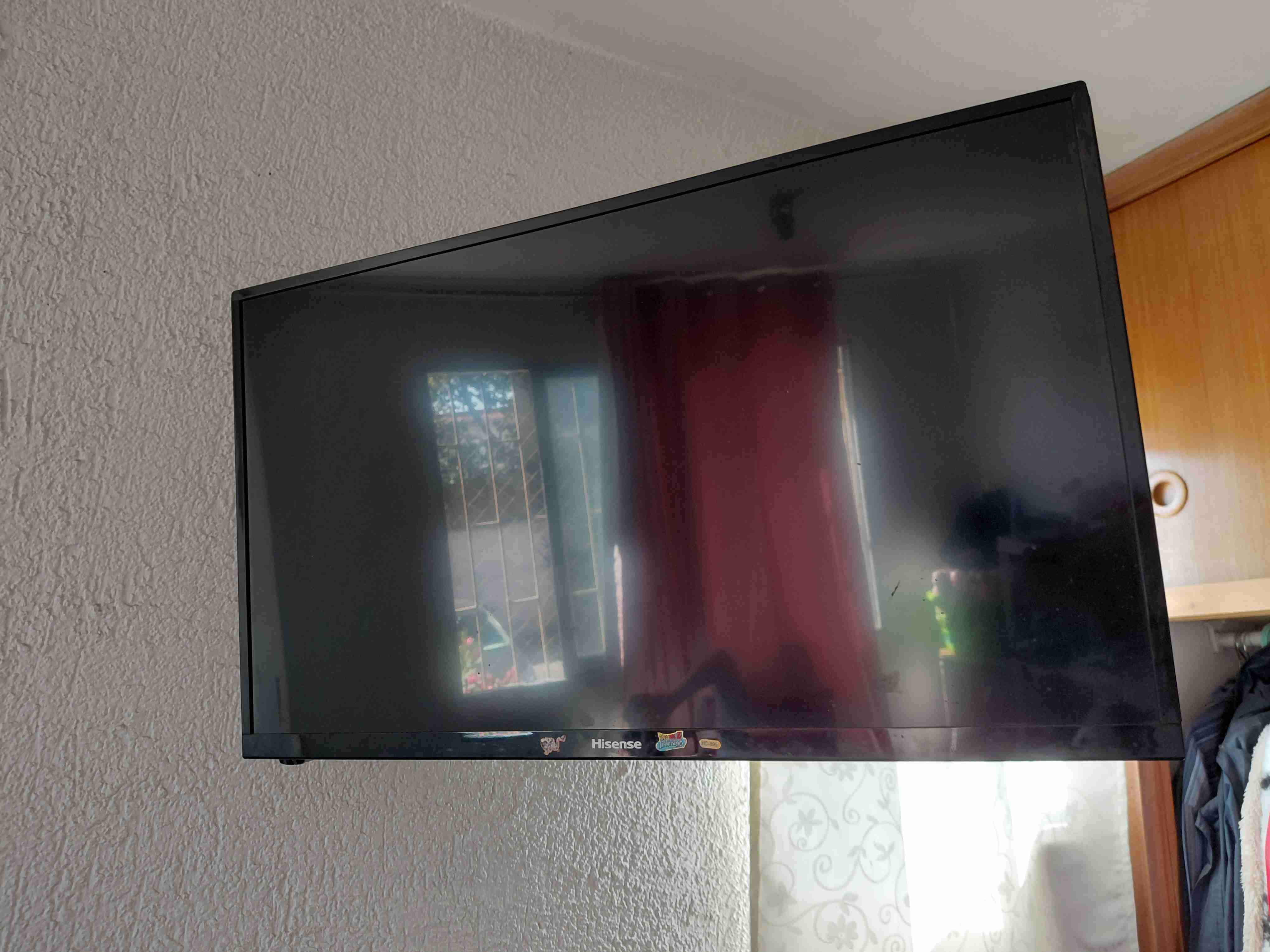 Televisor Hisense pantalla plana - miniatura 3