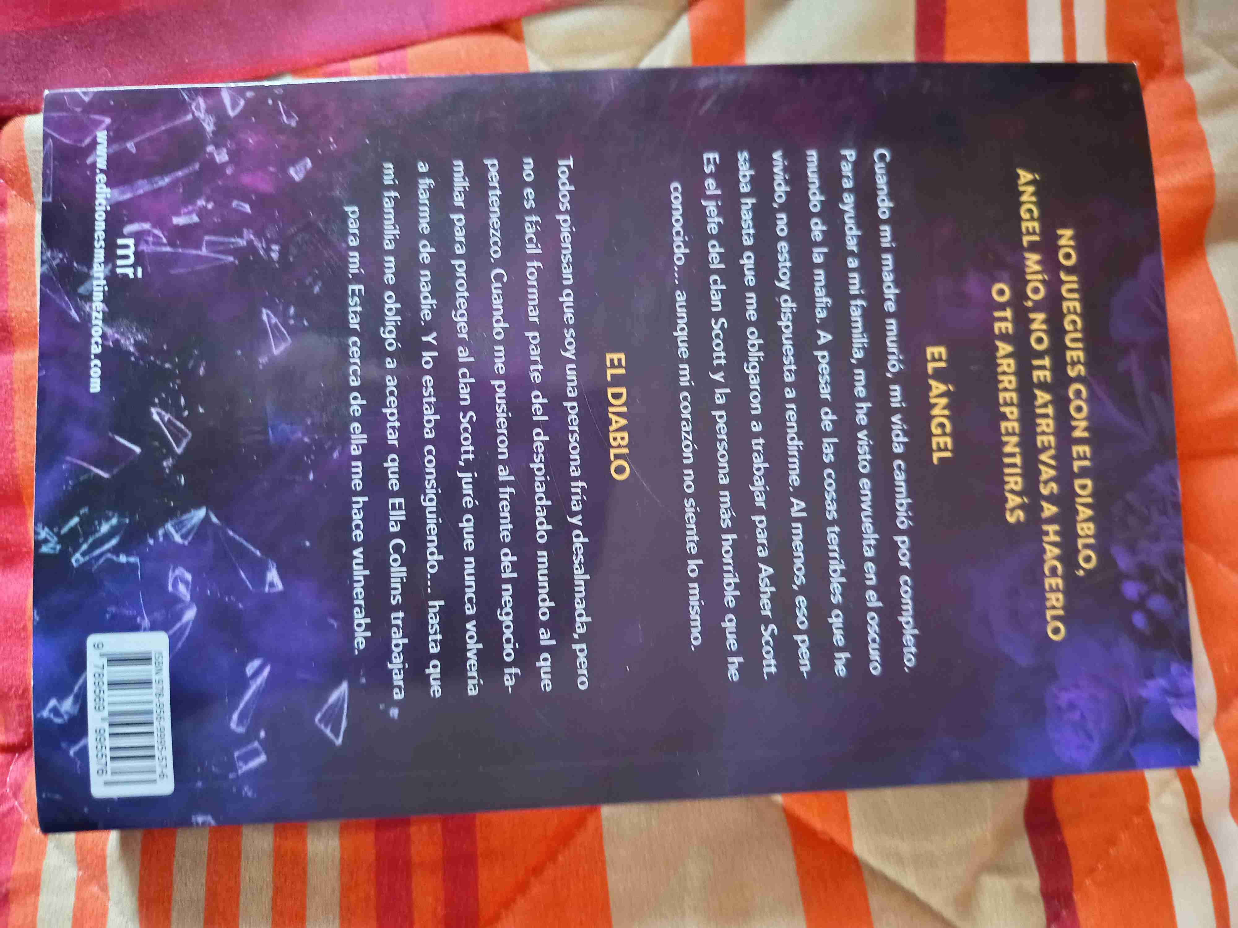 Libro 'Captive' por Sarah Rivens - miniatura 2