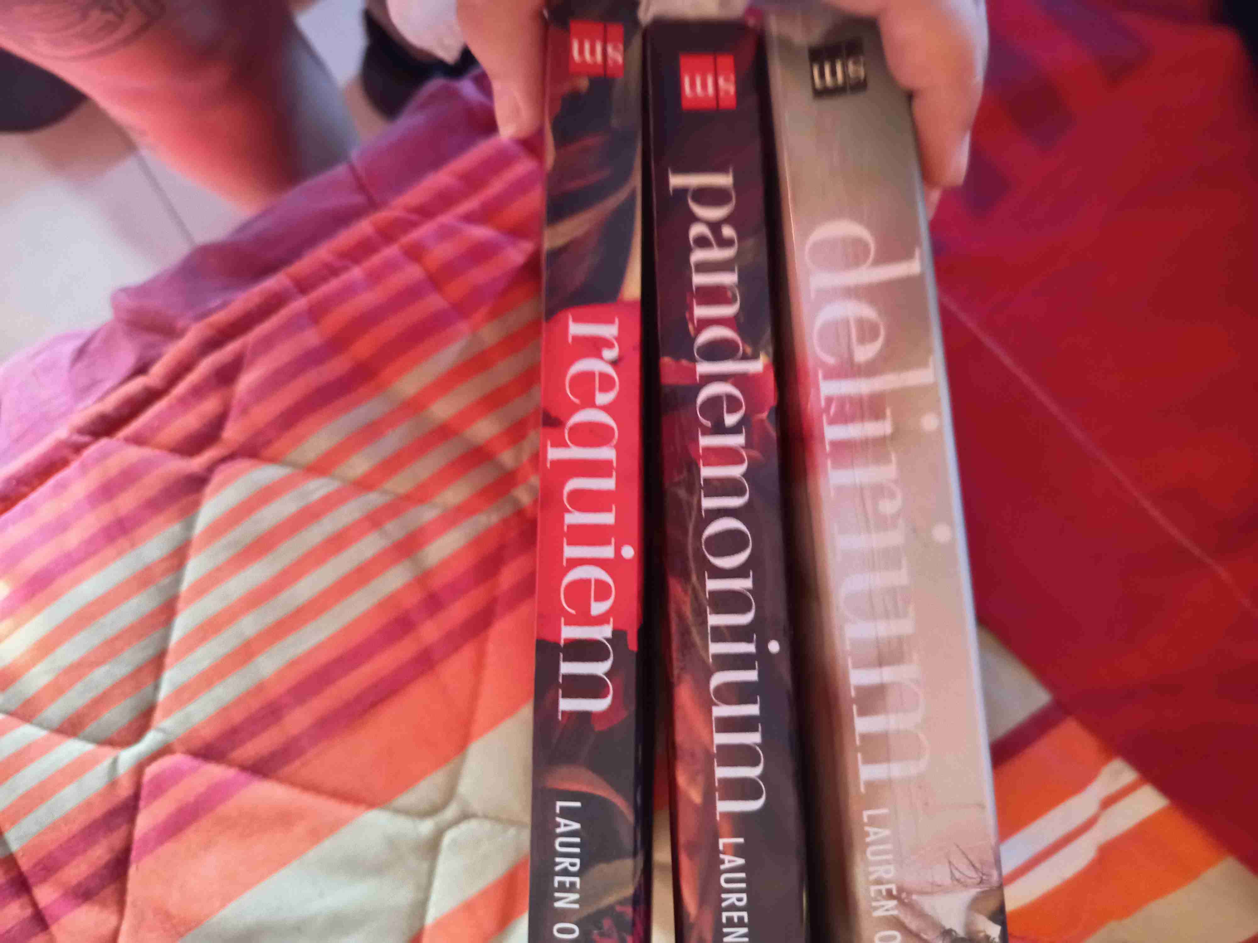 Trilogía Delirium de Lauren Oliver - miniatura 4