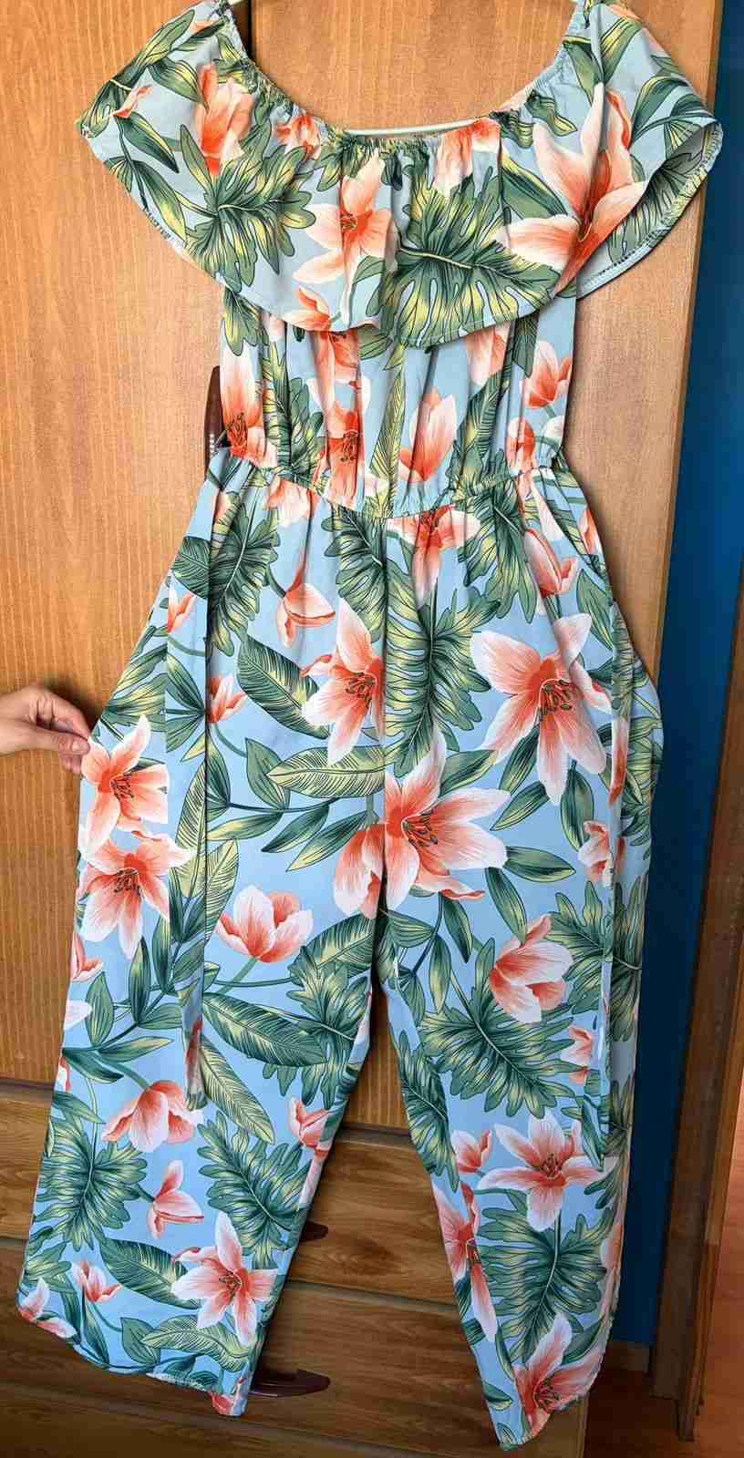 Enterito estampado tropical