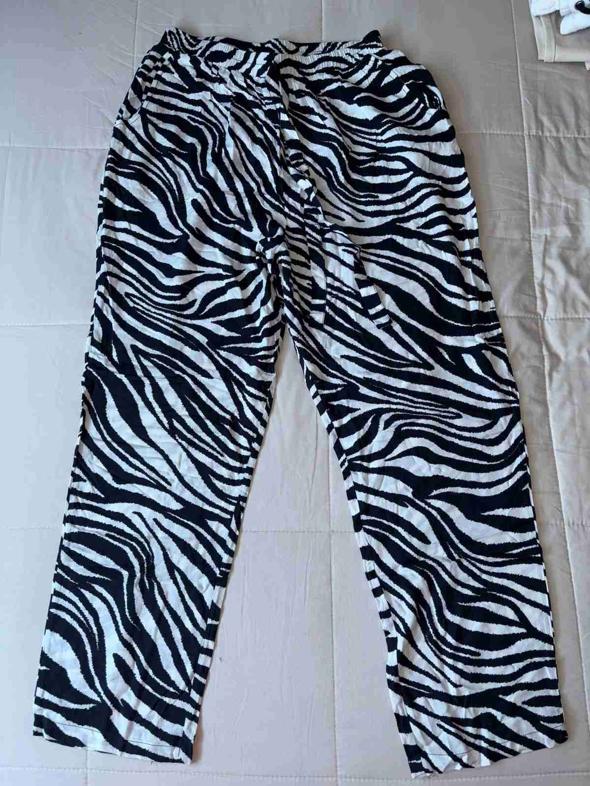 Pantalones estampado cebra