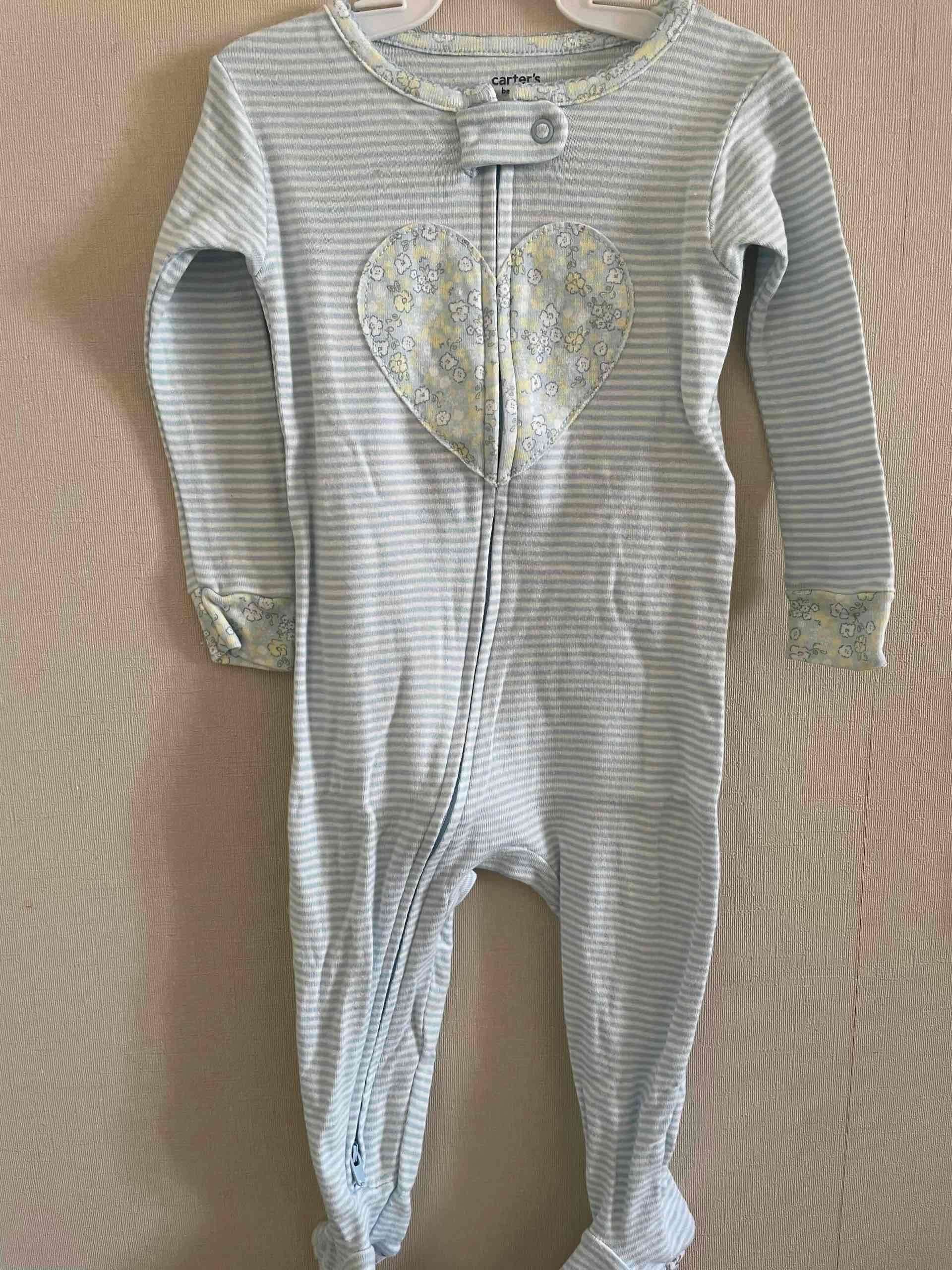 Pijama bebé talla 12 meses - miniatura 3