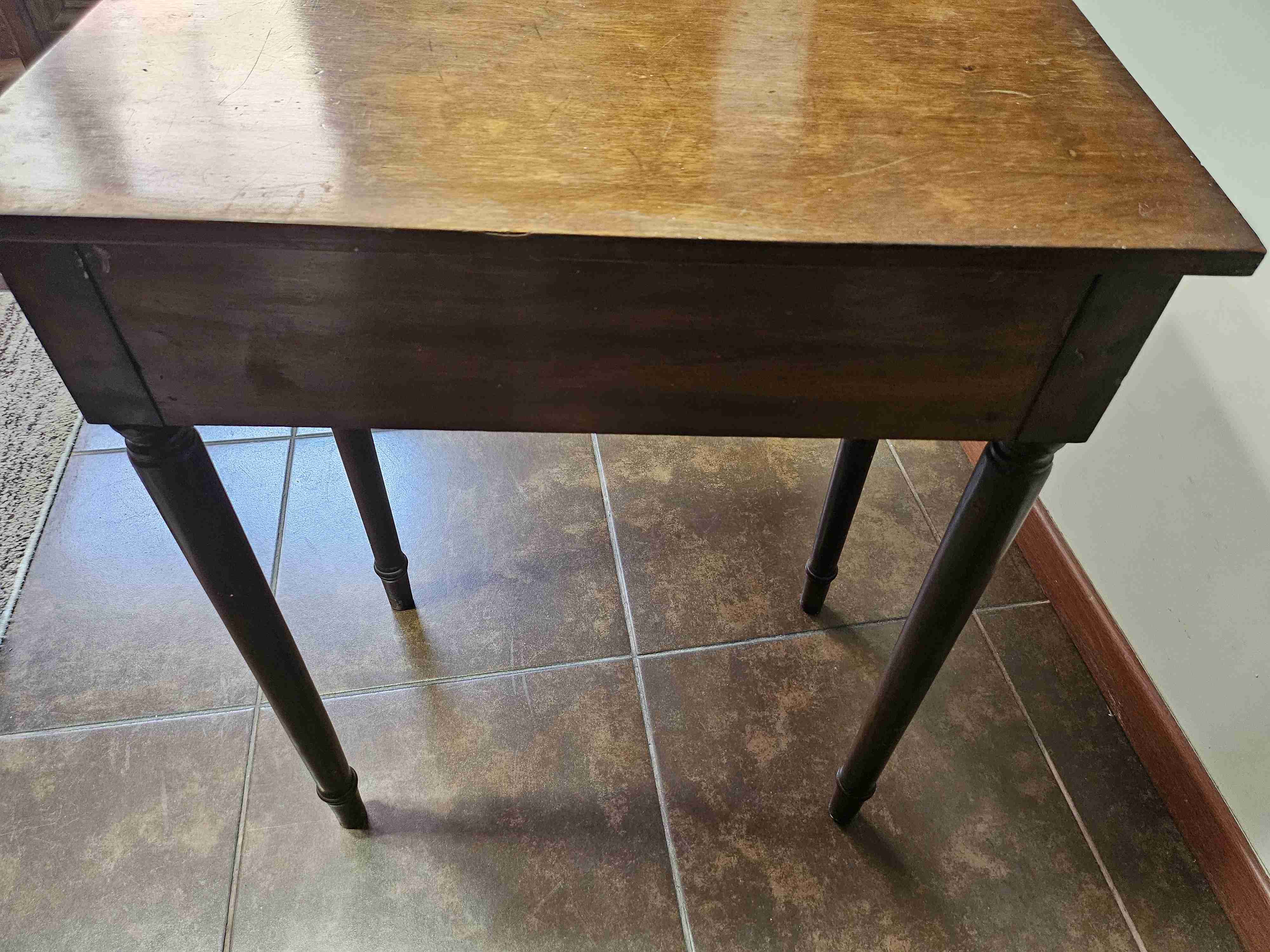 Mesa auxiliar madera vintage - miniatura 4
