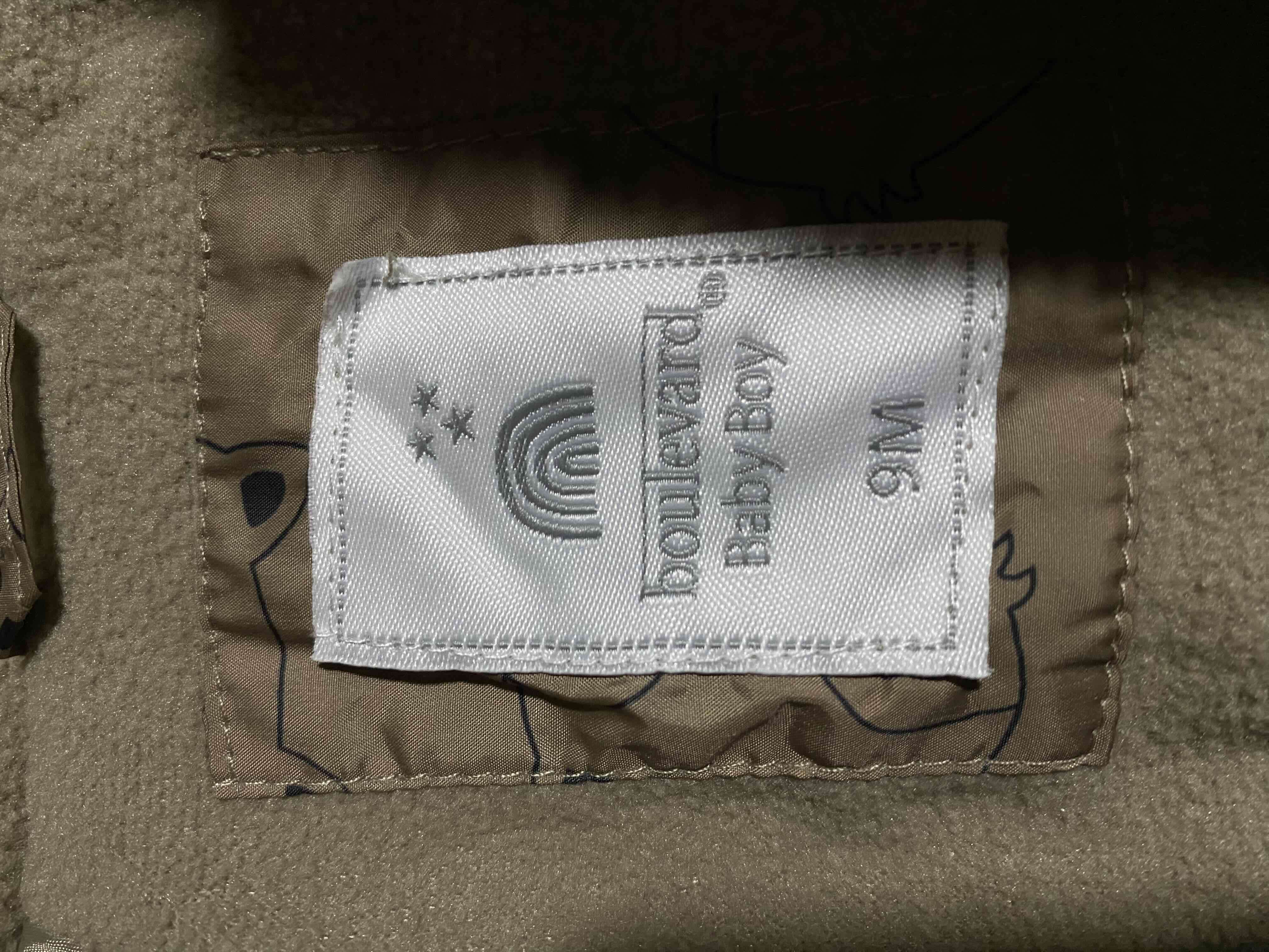 Chaqueta infantil con capucha y diseño de zorros - miniatura 2