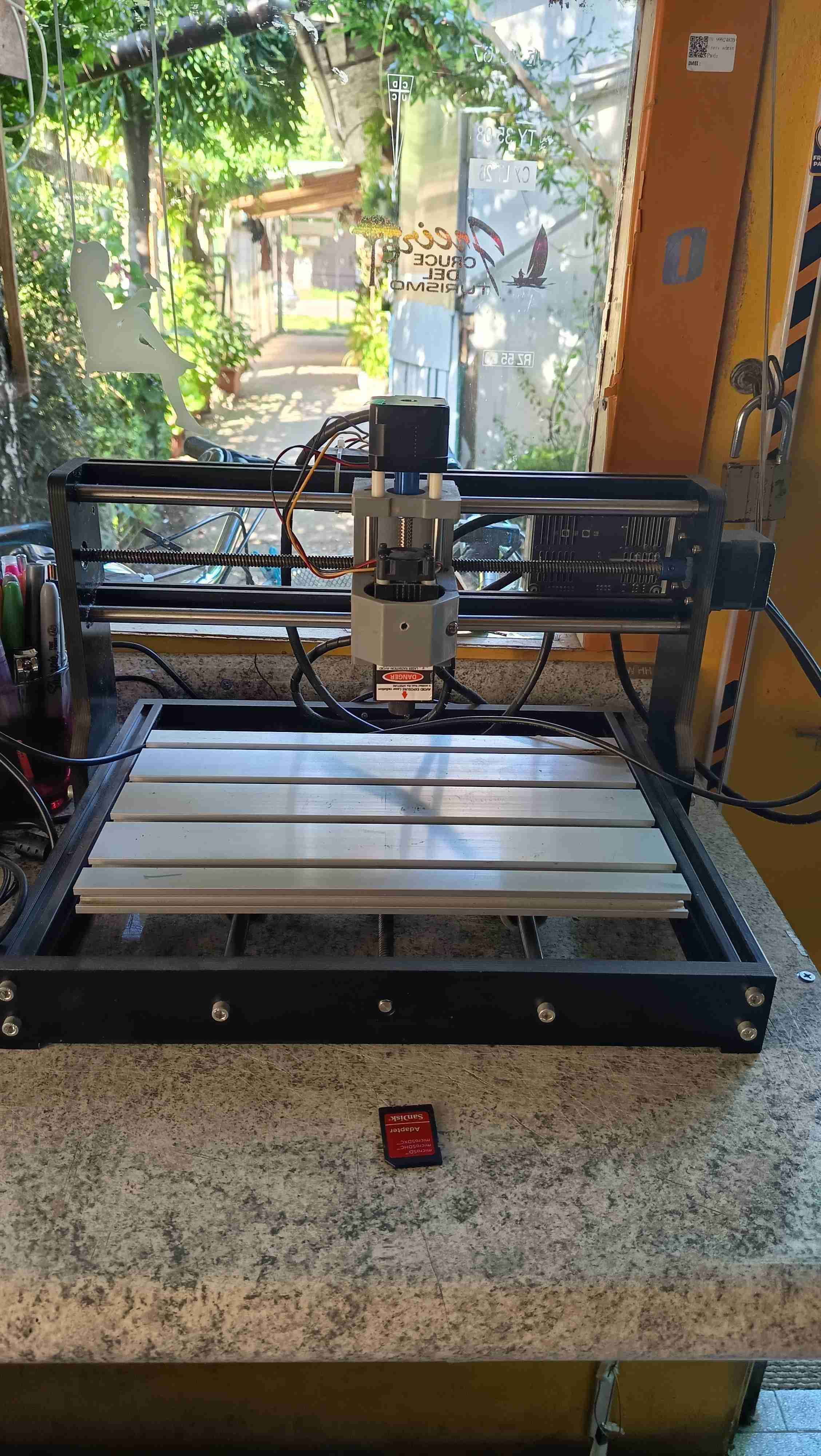 Fresadora CNC de escritorio - miniatura 2