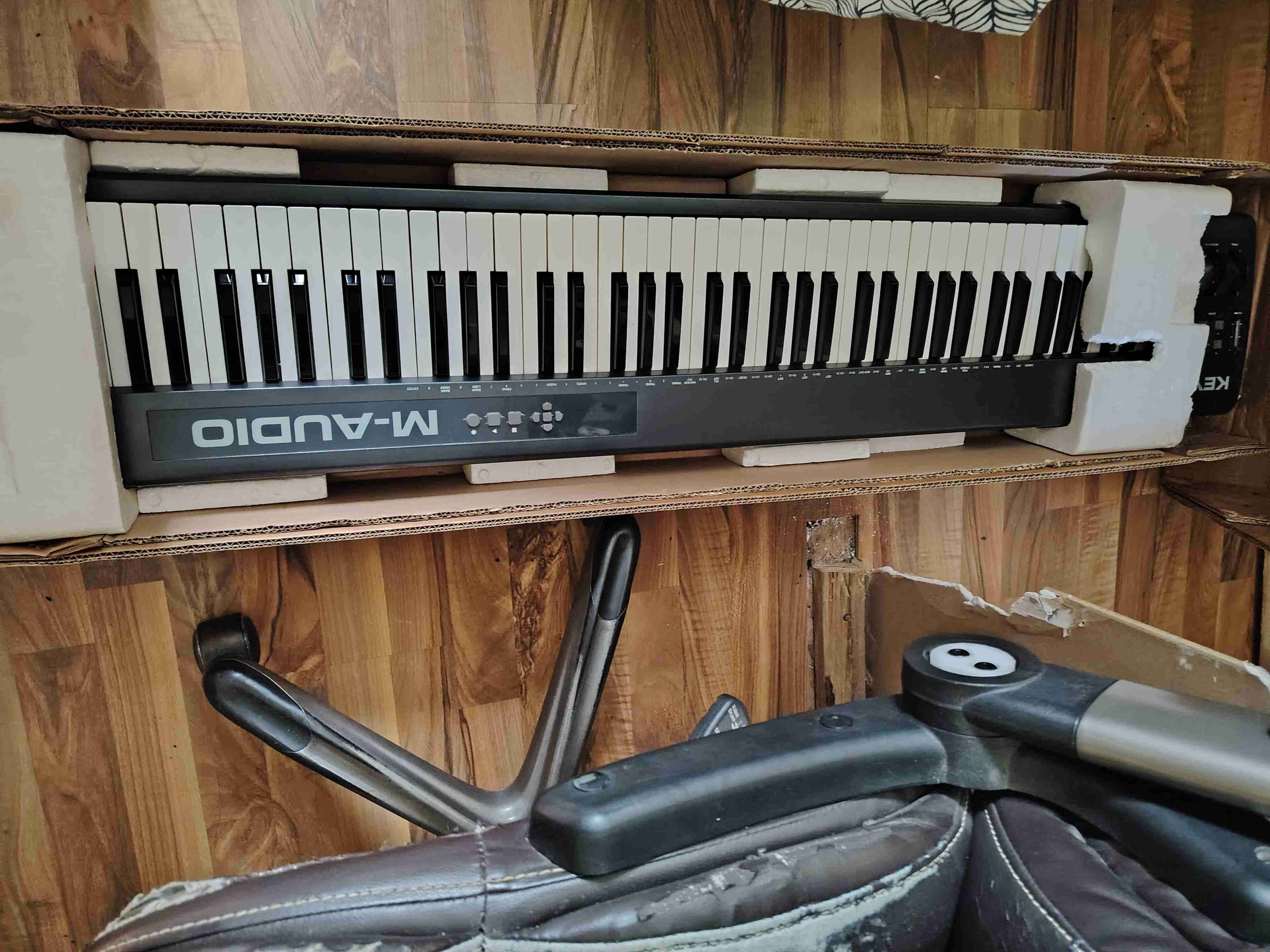 Teclado MIDI M-Audio Keystation 88 II - miniatura 2