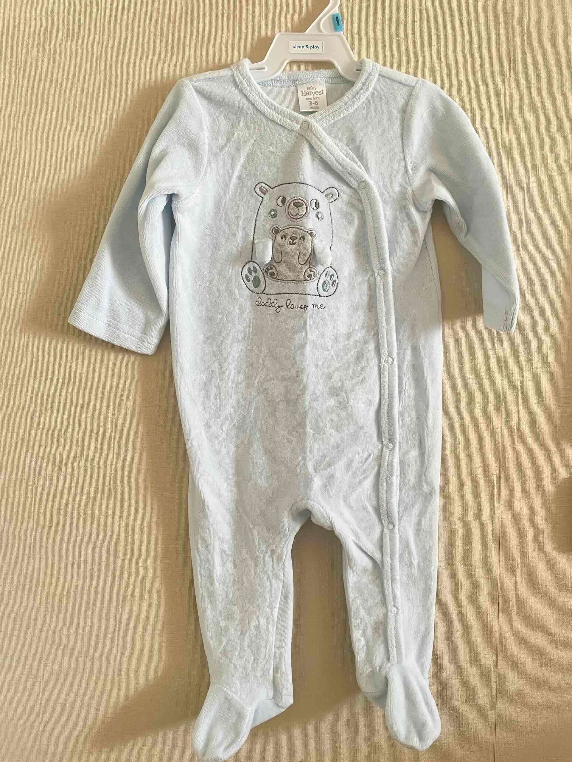 Pijama bebé azul con estampado