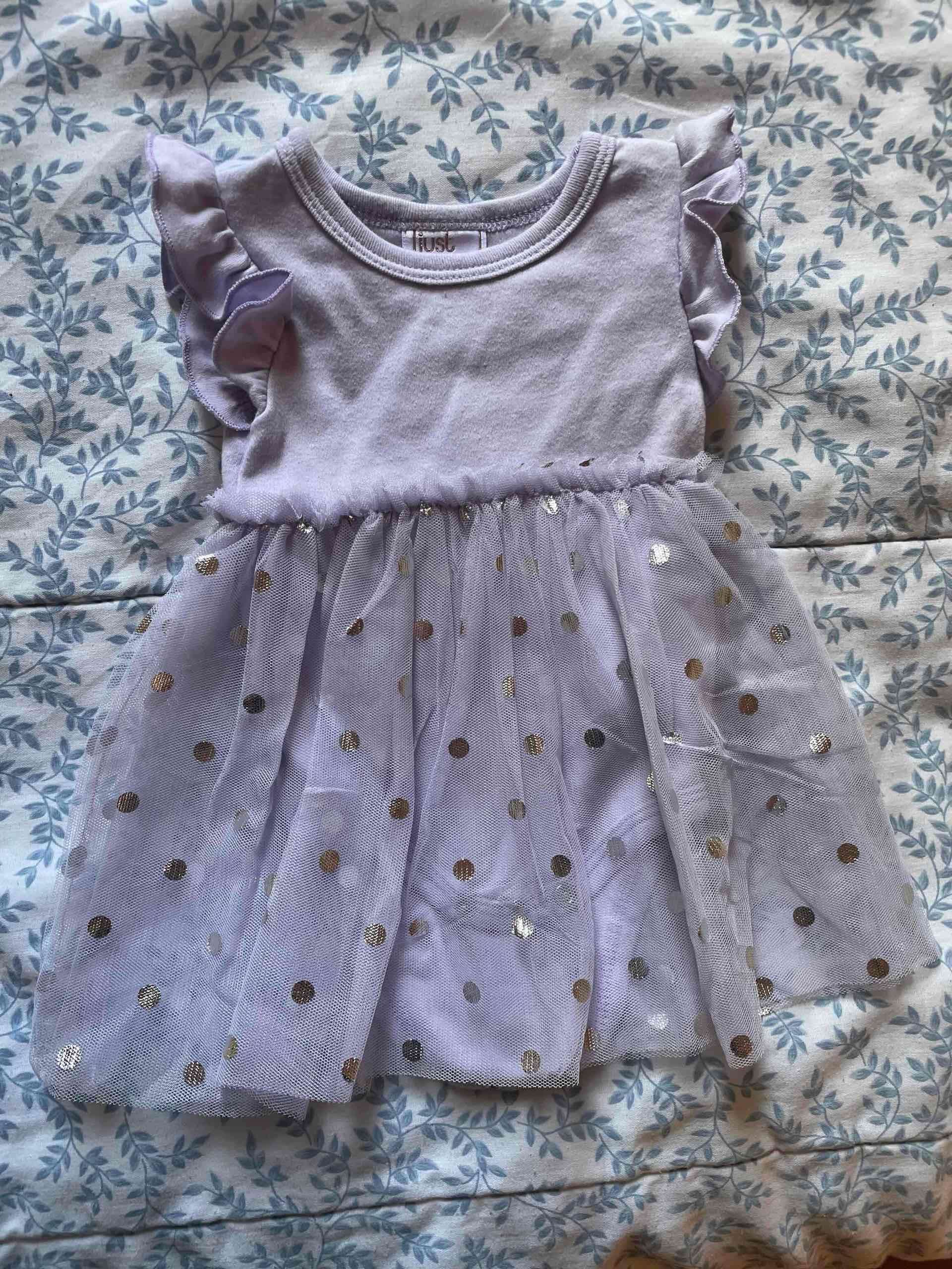 Vestido bebé lila con puntos