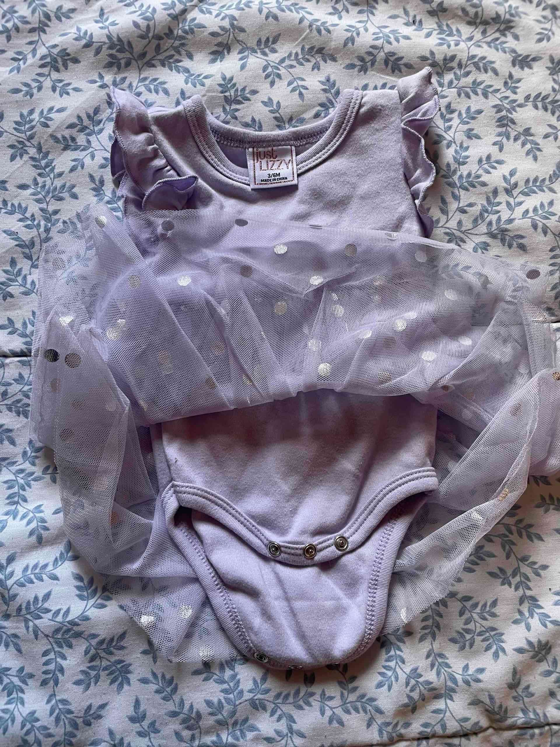 Vestido bebé lila con puntos - miniatura 3