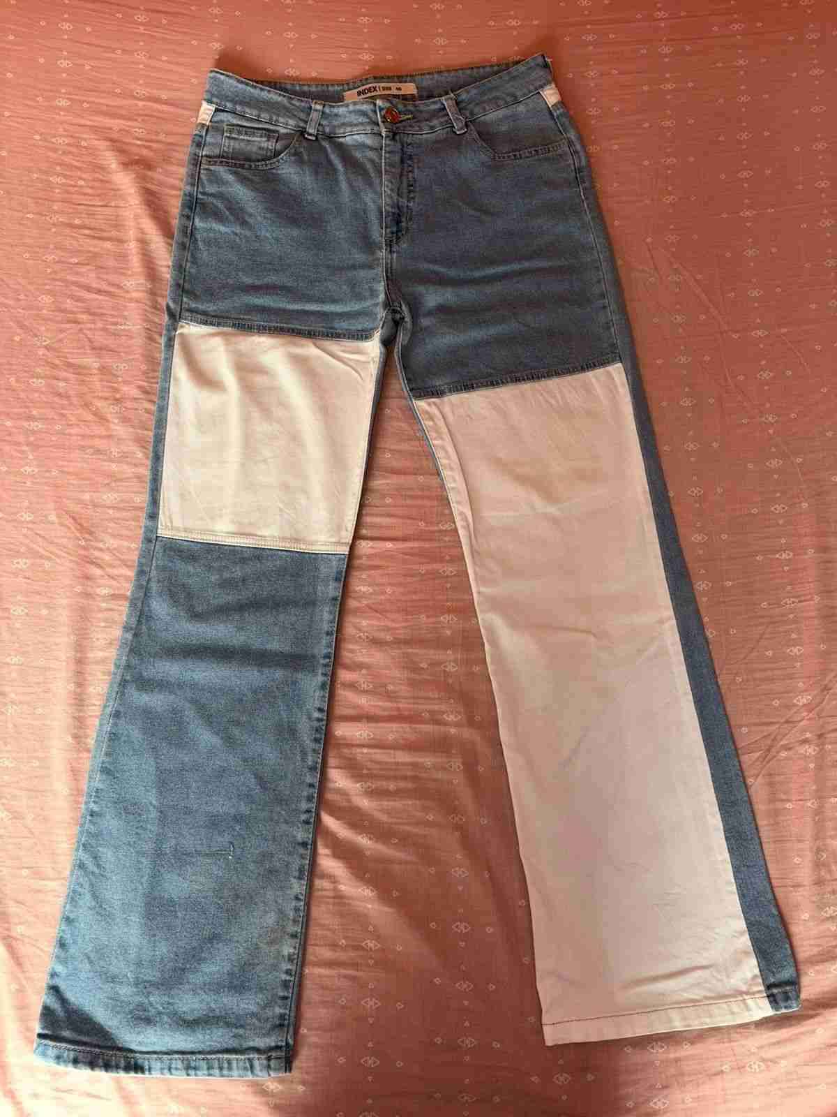 Jeans patchwork azul y blanco