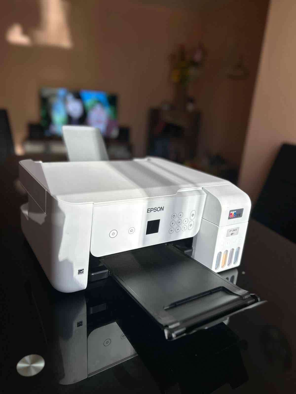 Impresora Epson EcoTank blanca - miniatura 2