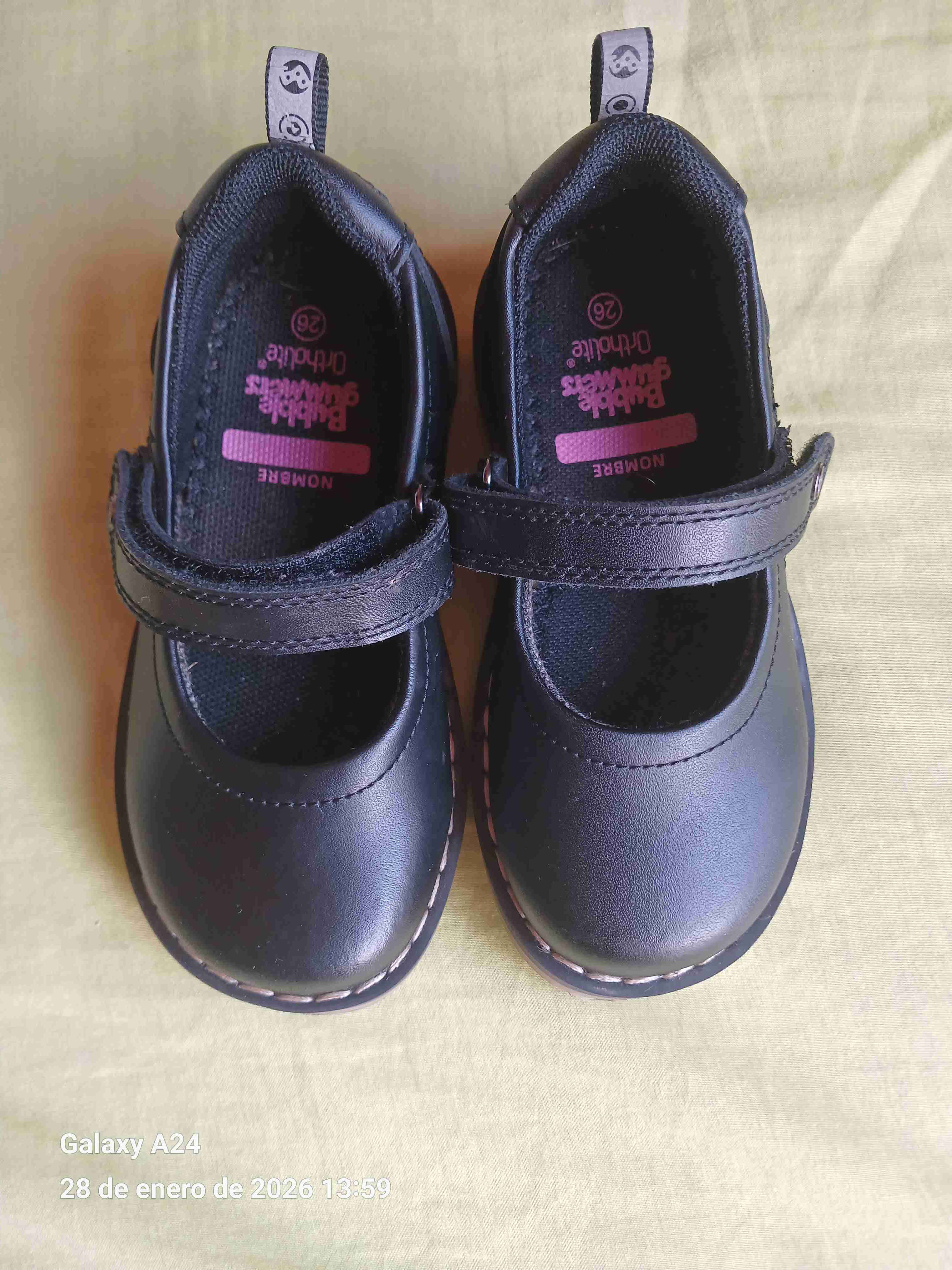 Zapatos negros para niñas