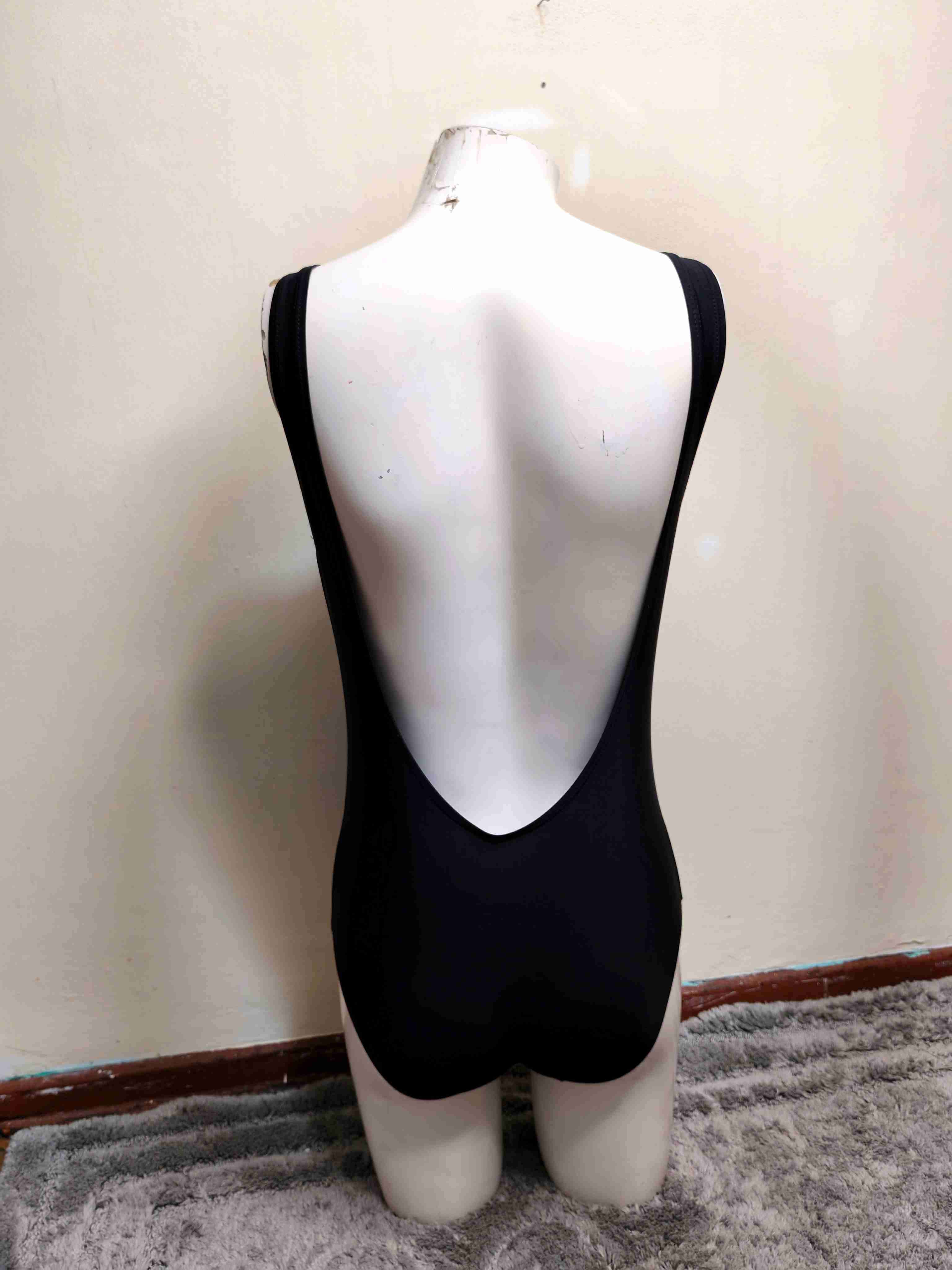 Traje de baño negro - miniatura 4