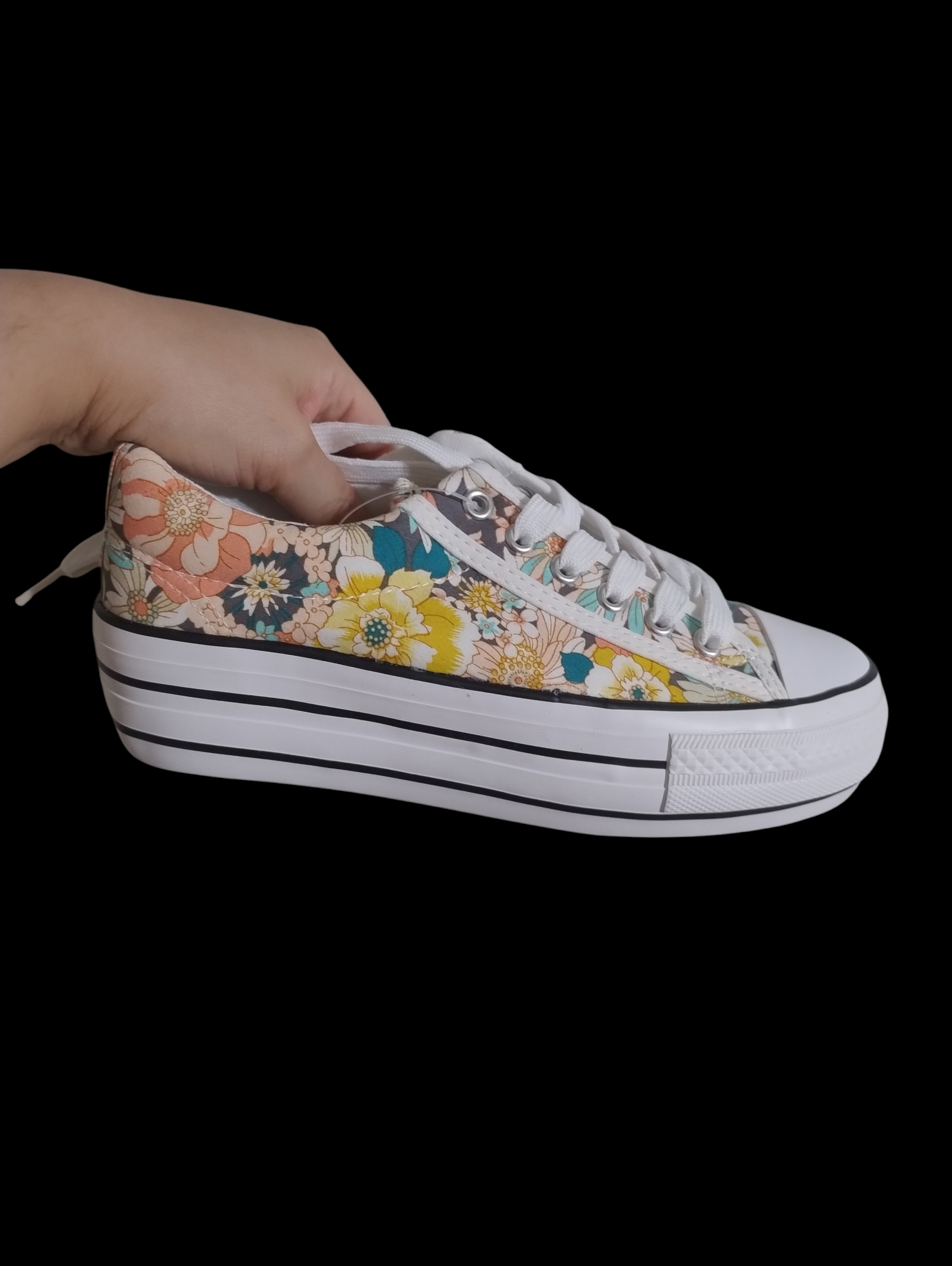Zapatillas con plataforma estampadas 38