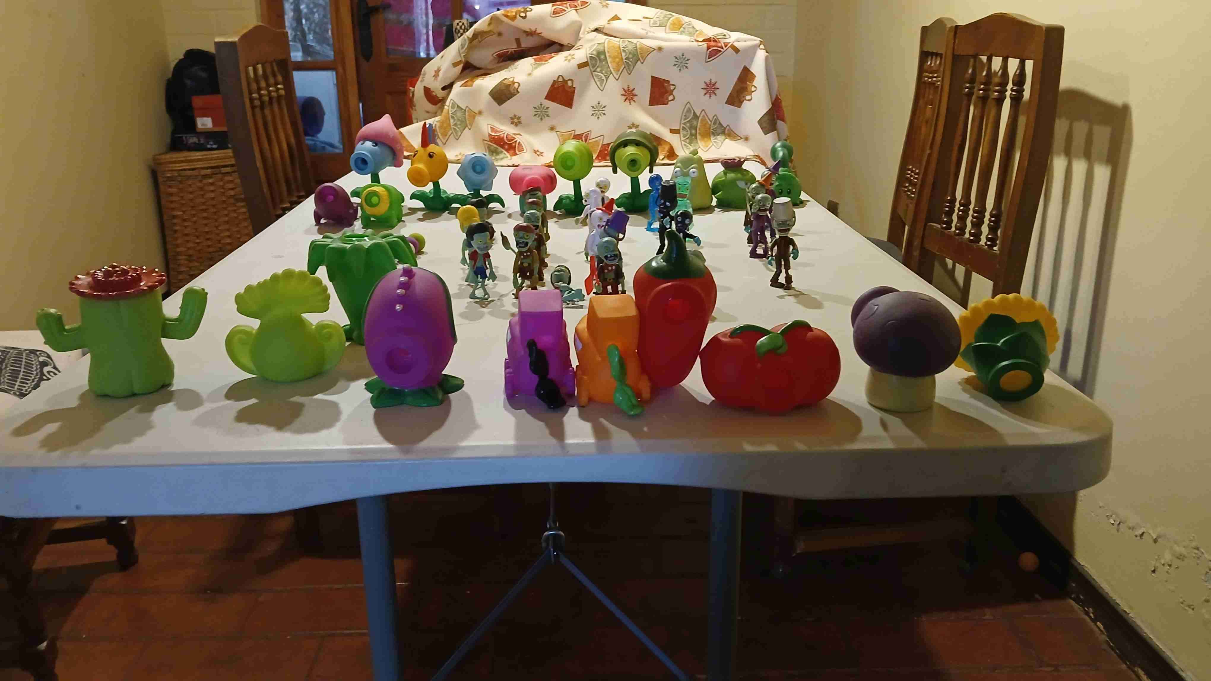 Set figuras Plants vs Zombies - miniatura 3