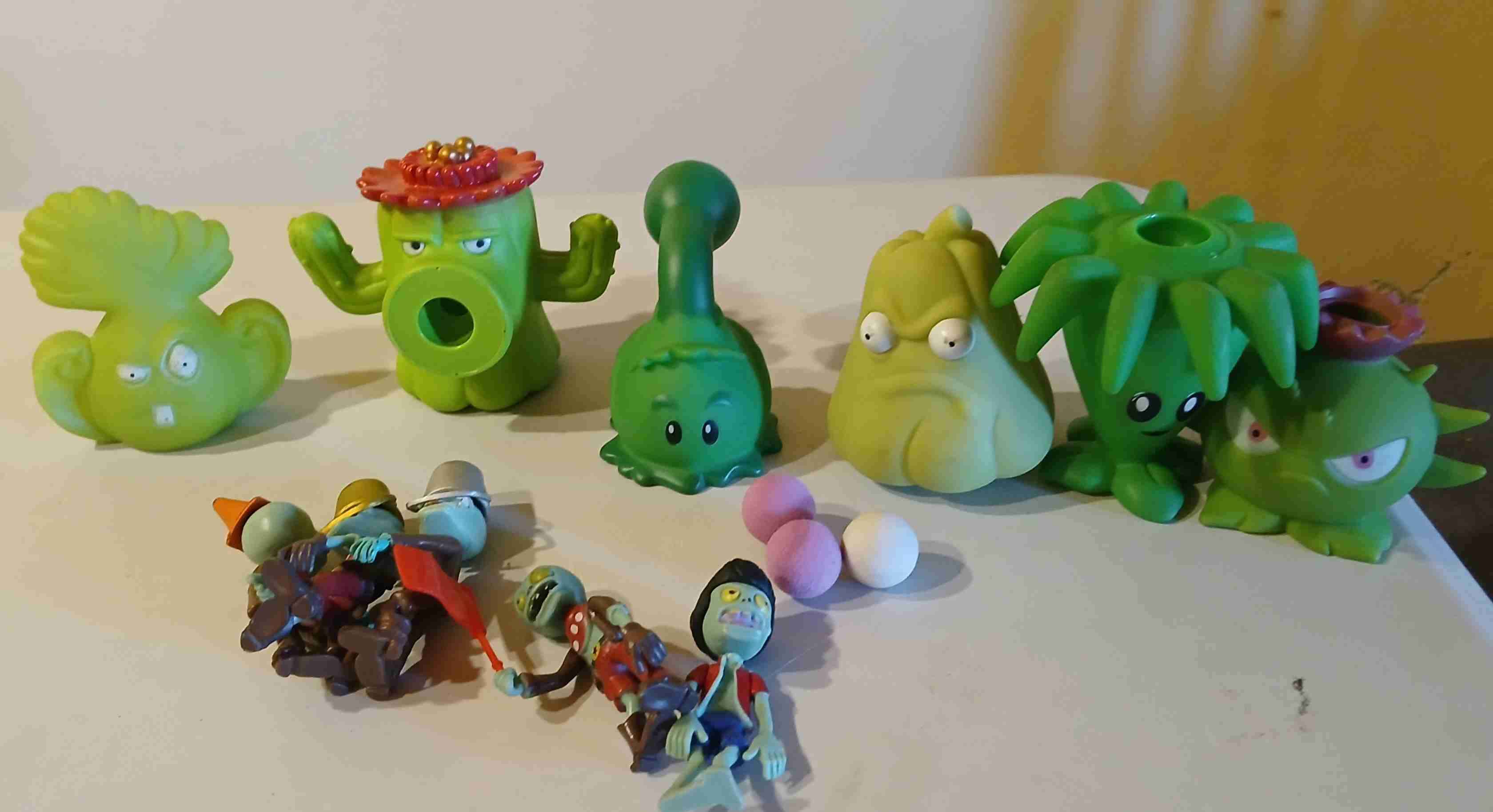 Set figuras Plants vs Zombies - miniatura 6