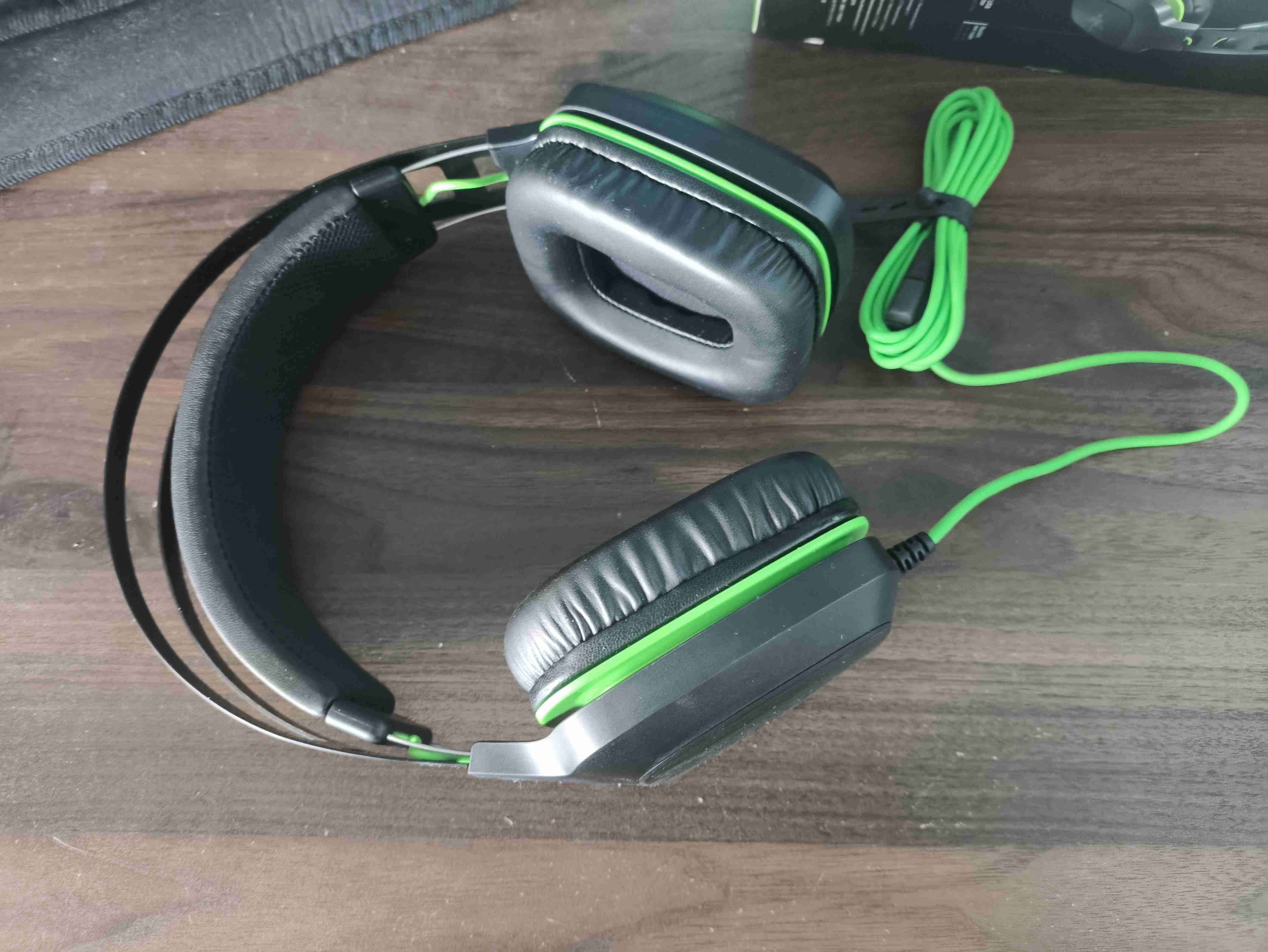 Auriculares Razer Electra V2 USB - miniatura 3