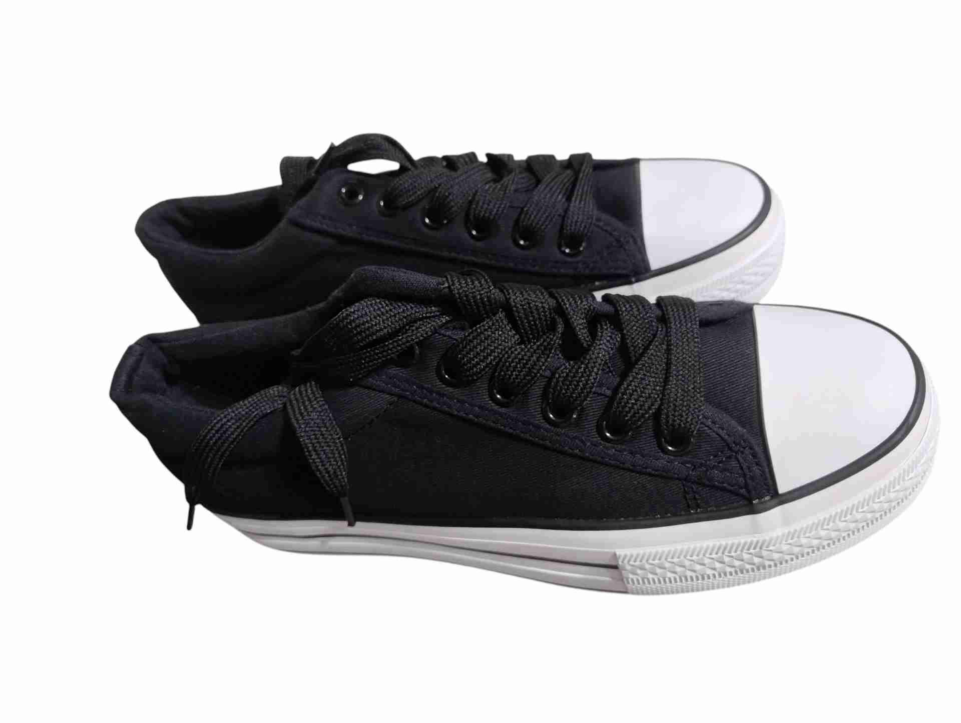 Zapatillas negras plataforma 38 - miniatura 2